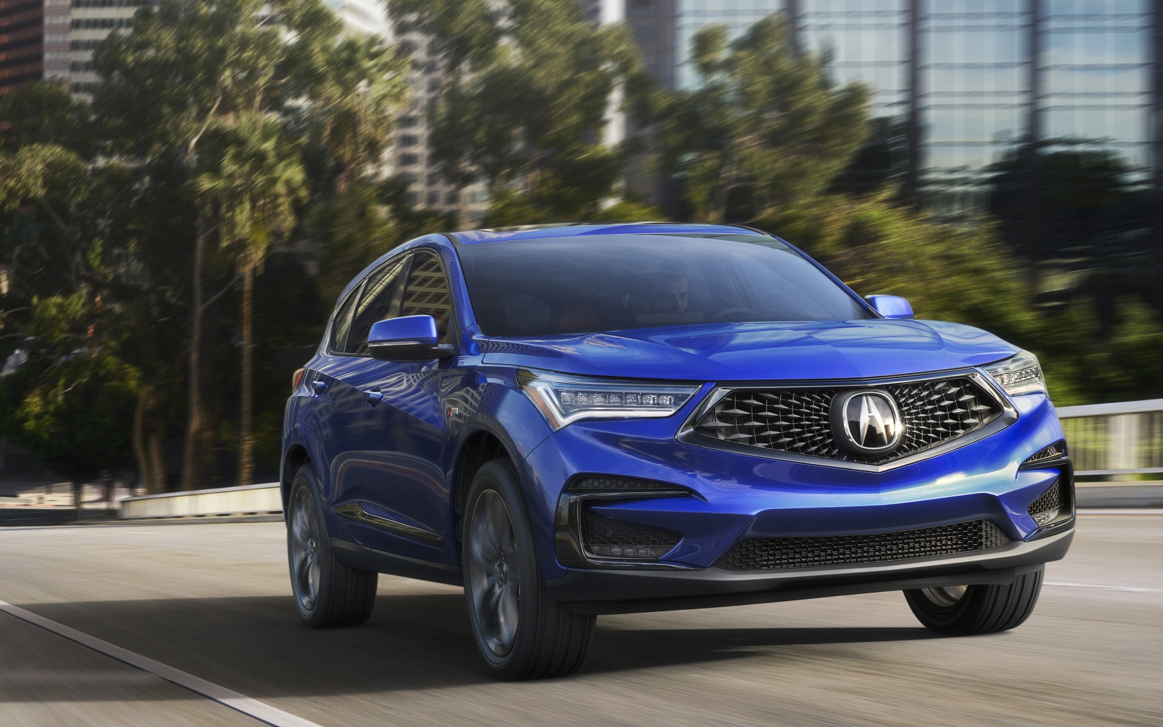 Синий автомобиль внедорожник Acura RDX, 2019