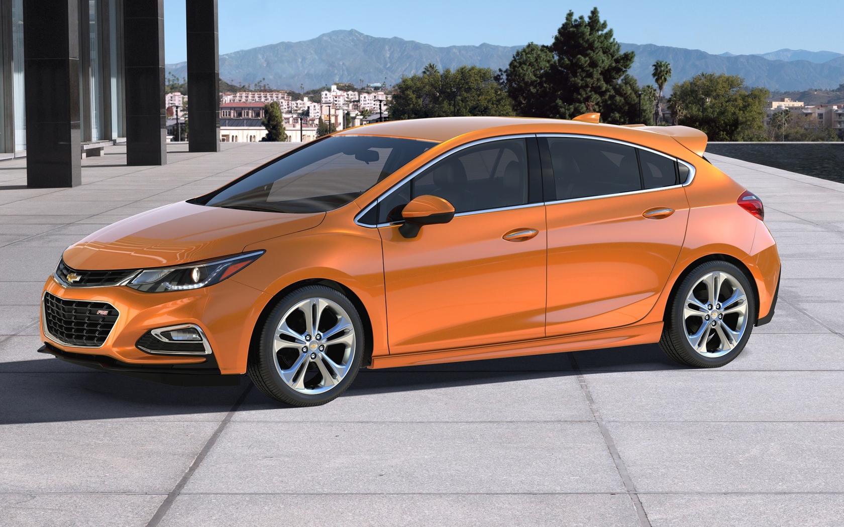 Новый оранжевый автомобиль Chevrolet Cruze 2019