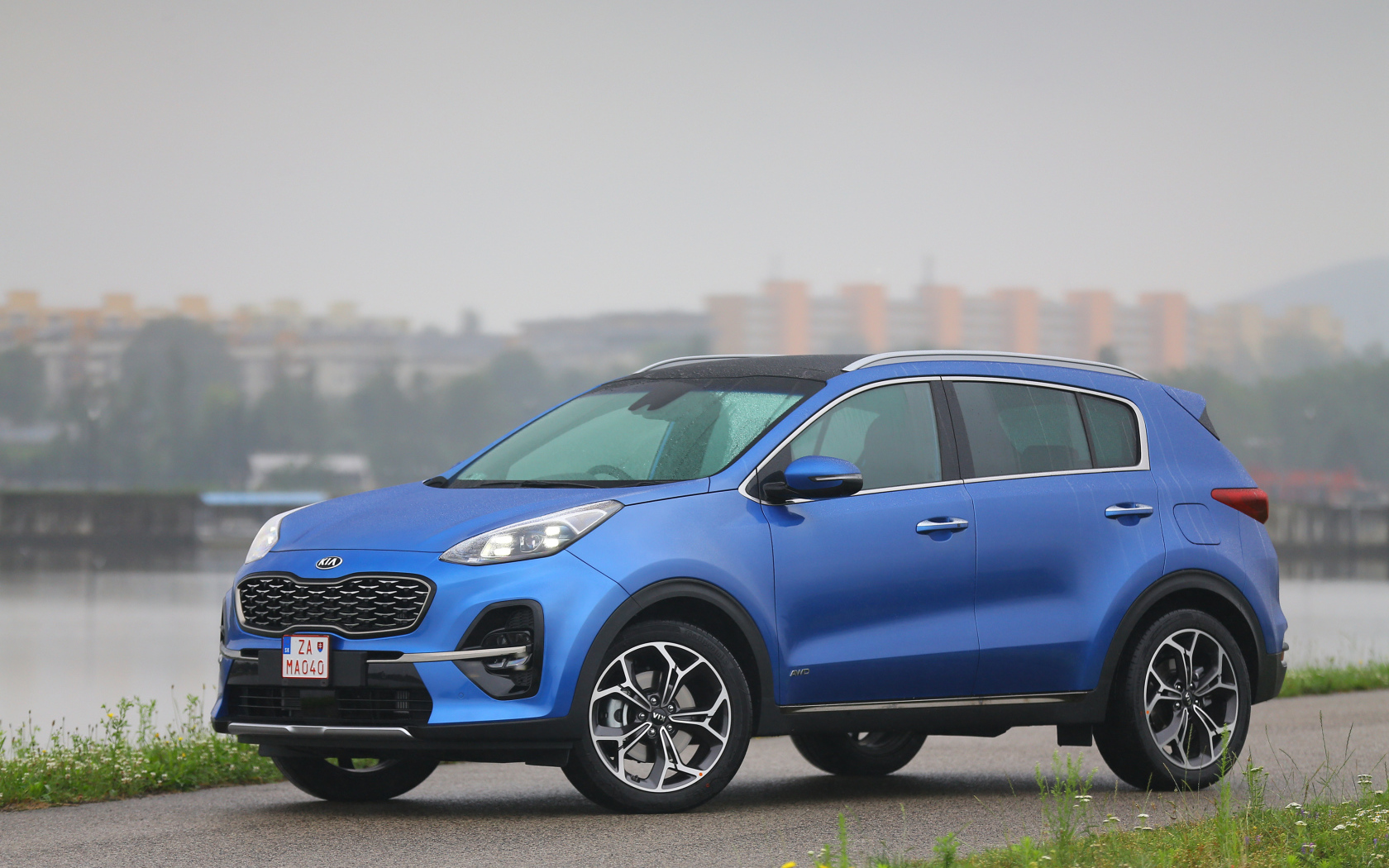 Синий внедорожник KIA Sportage GT Line S 2018 