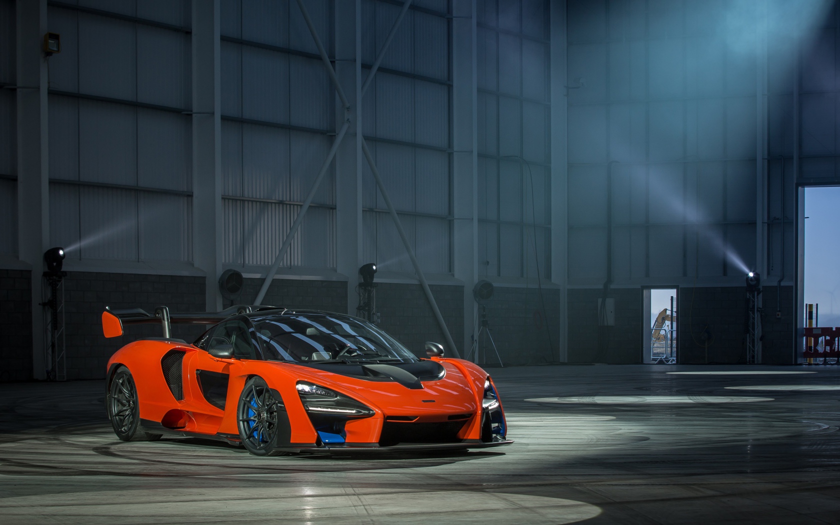 Спортивный автомобиль McLaren Senna P15, 2018