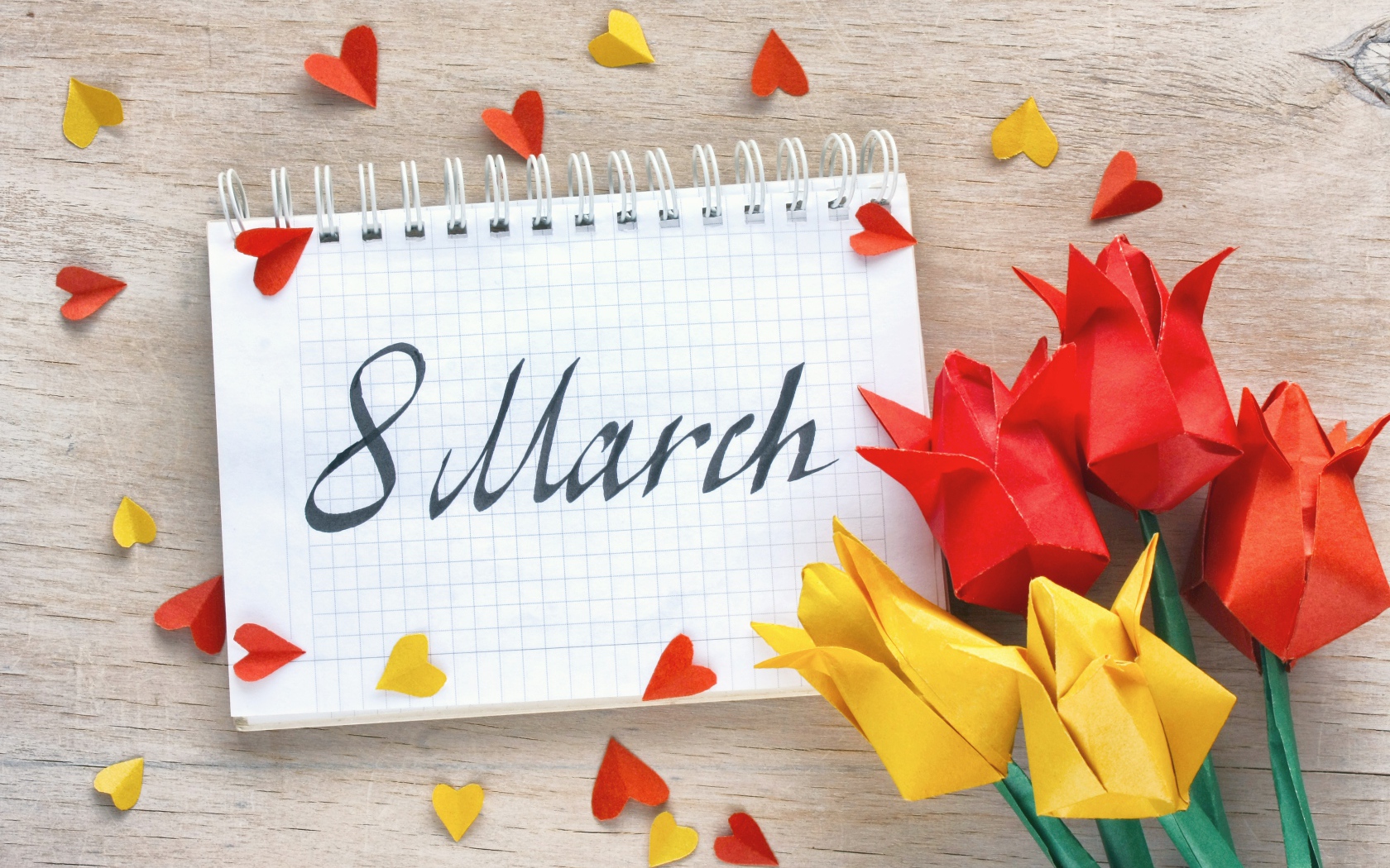 Тюльпаны оригами с блокнотом на 8 марта