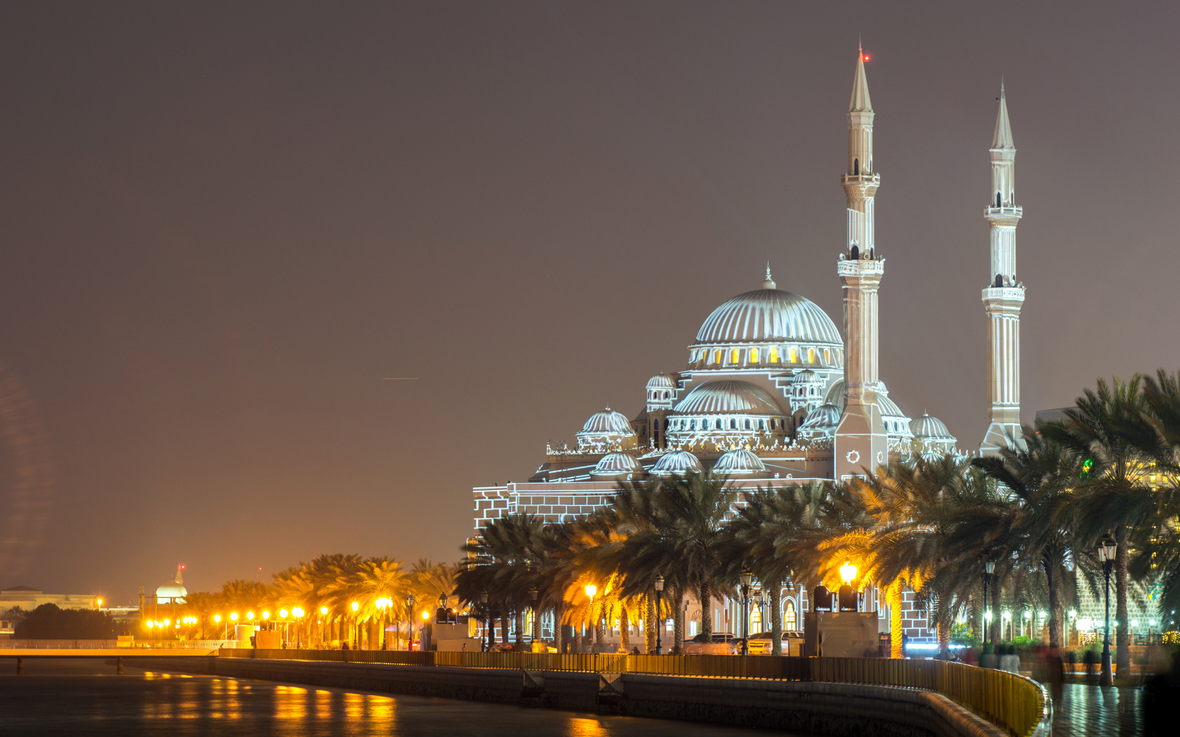 Мечеть Al Noor Mosque в Шардже, ОАЭ