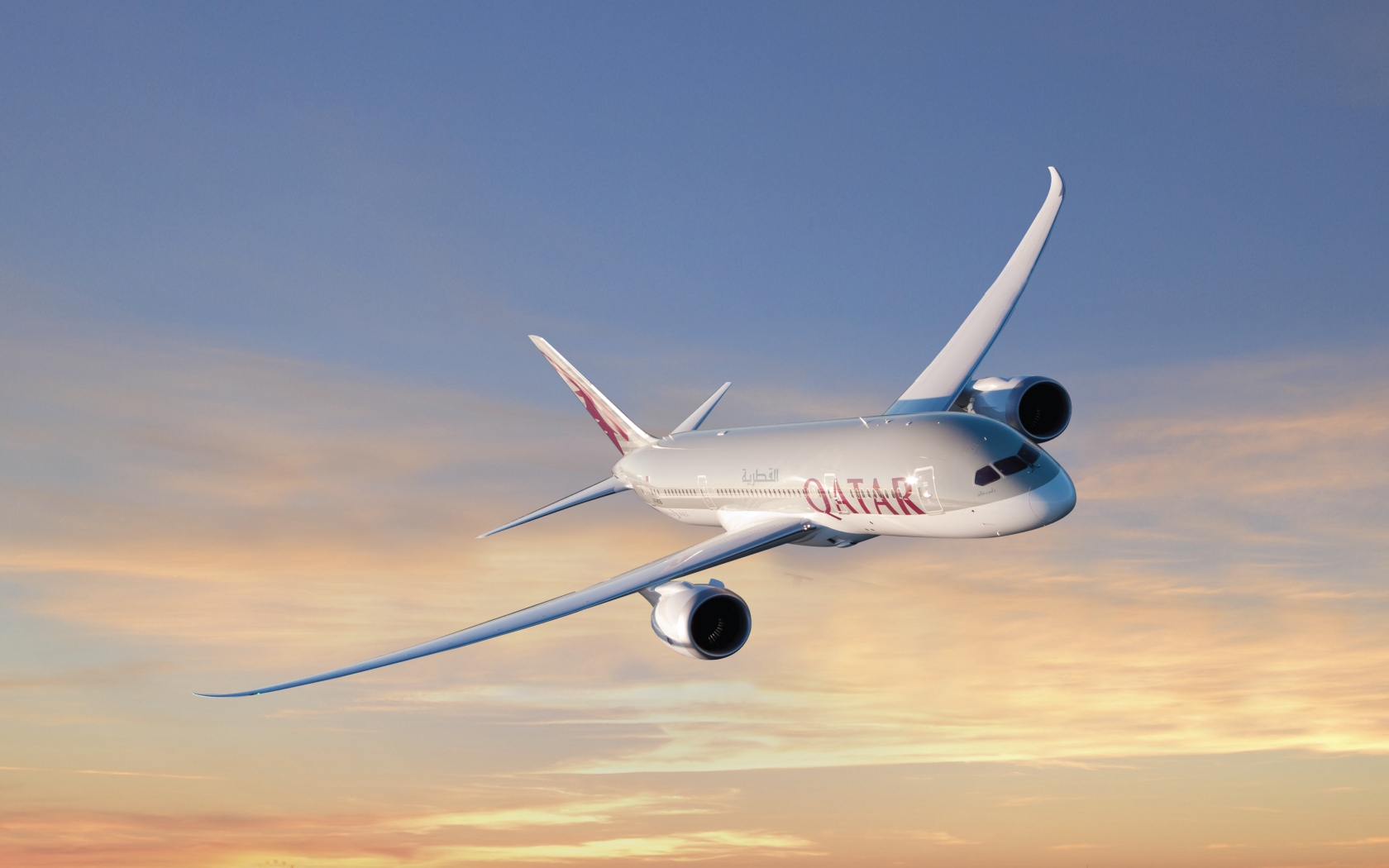 Боинг авиакомпании Qatar в небе