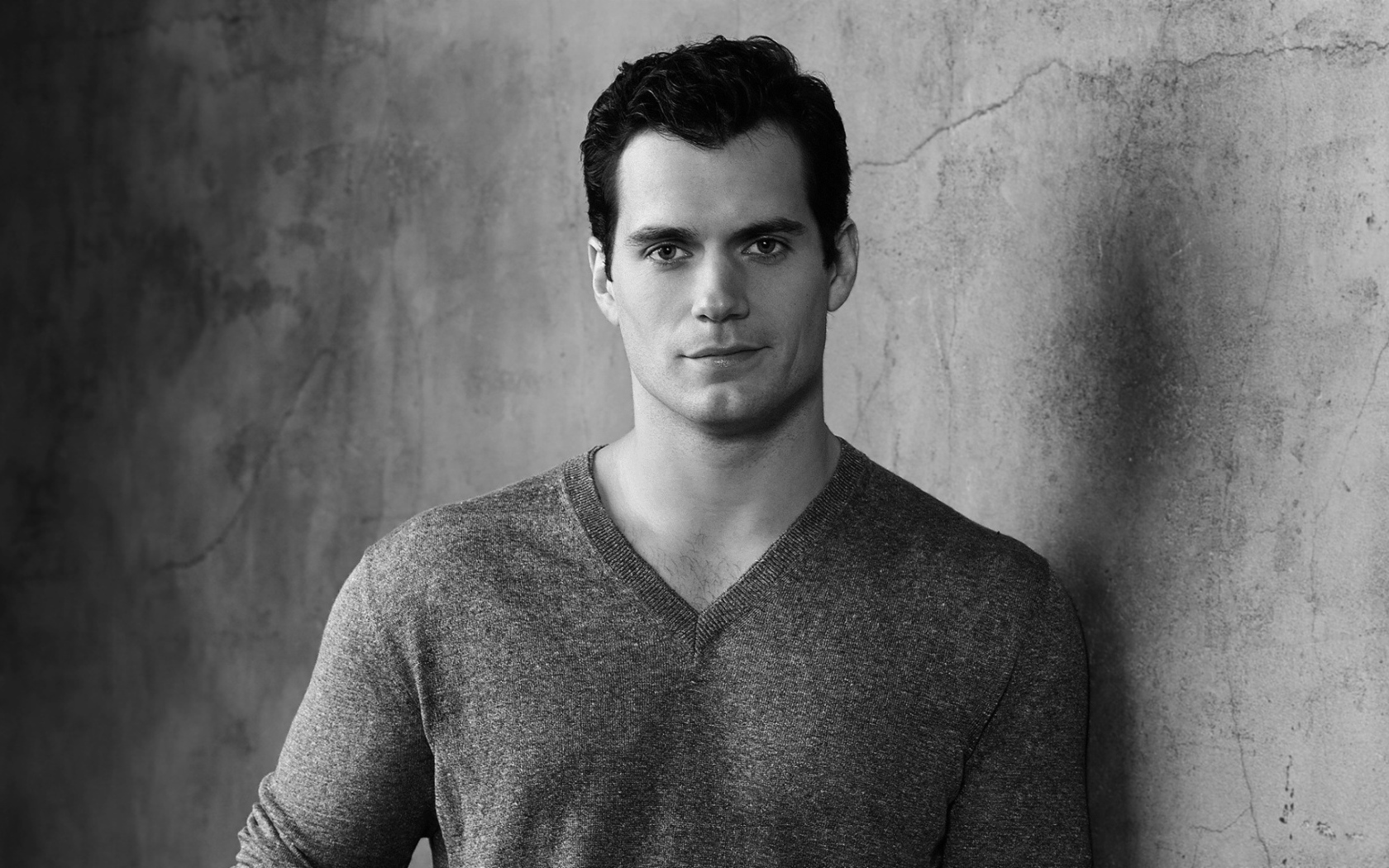 Handsome English actor Henry Cavill black and white photo