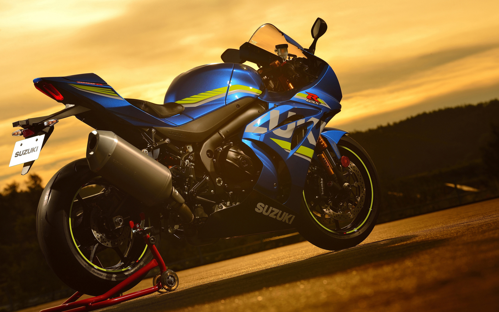 Спортивный мотоцикл Suzuki GSX-R1000R
