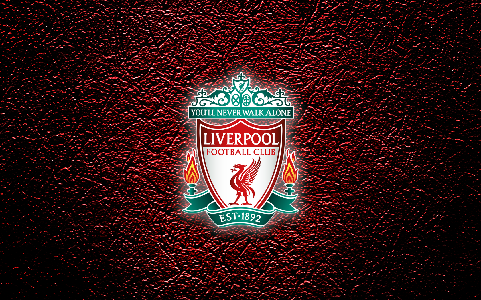 Логотип футбольного клуба Ливерпуль на красном кожаном фоне