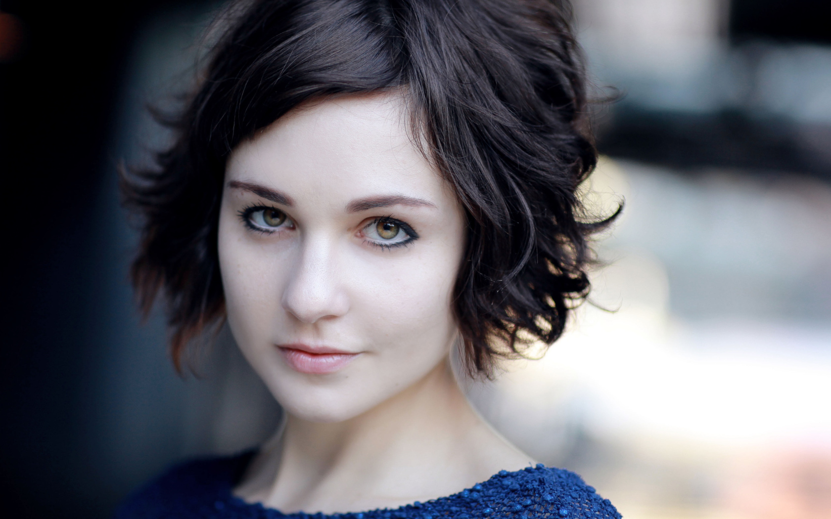 Актриса Таппенс Мидлтон с короткой стрижкой 