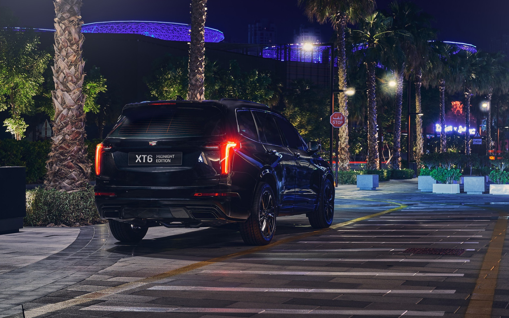 Черный Cadillac XT6 Midnight Edition 2020 года в городе 