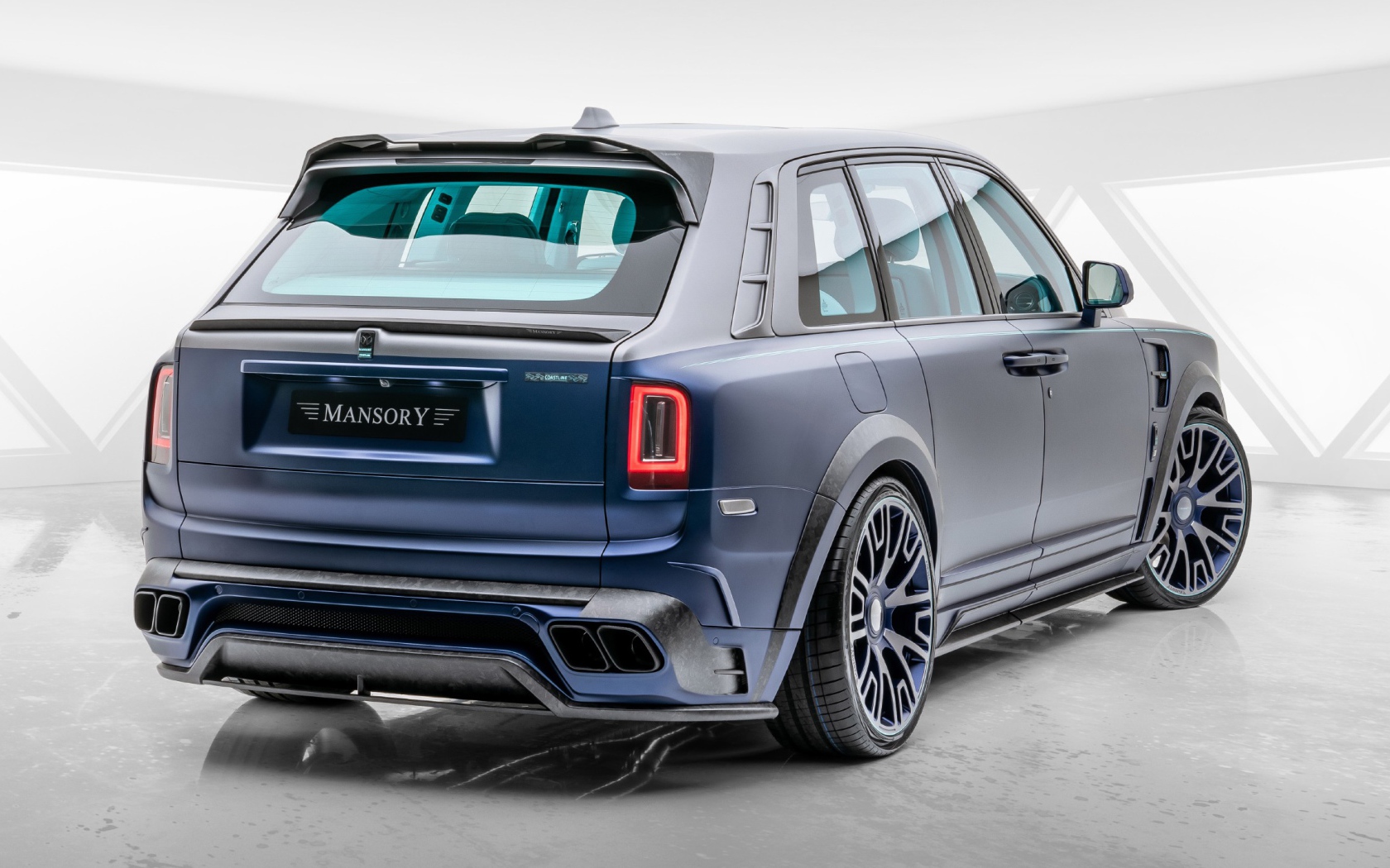 Внедорожник Mansory Rolls-Royce Cullinan Coastline 2020 года 