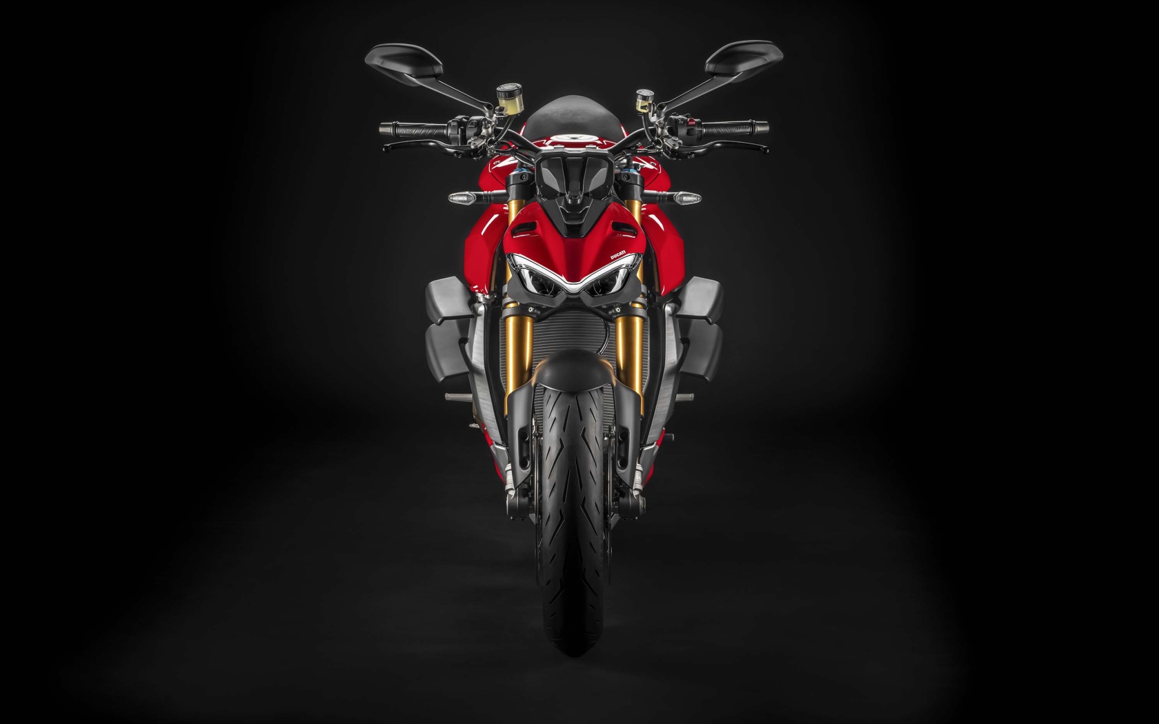 Мотоцикл Ducati Streetfighter V4, 2020 года вид спереди