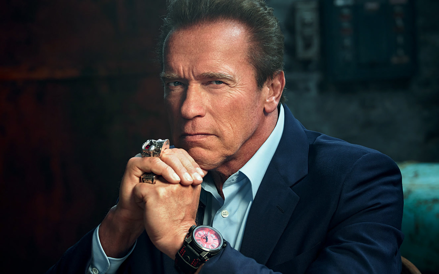 Американский актер Арнольд Шварценеггер в костюме