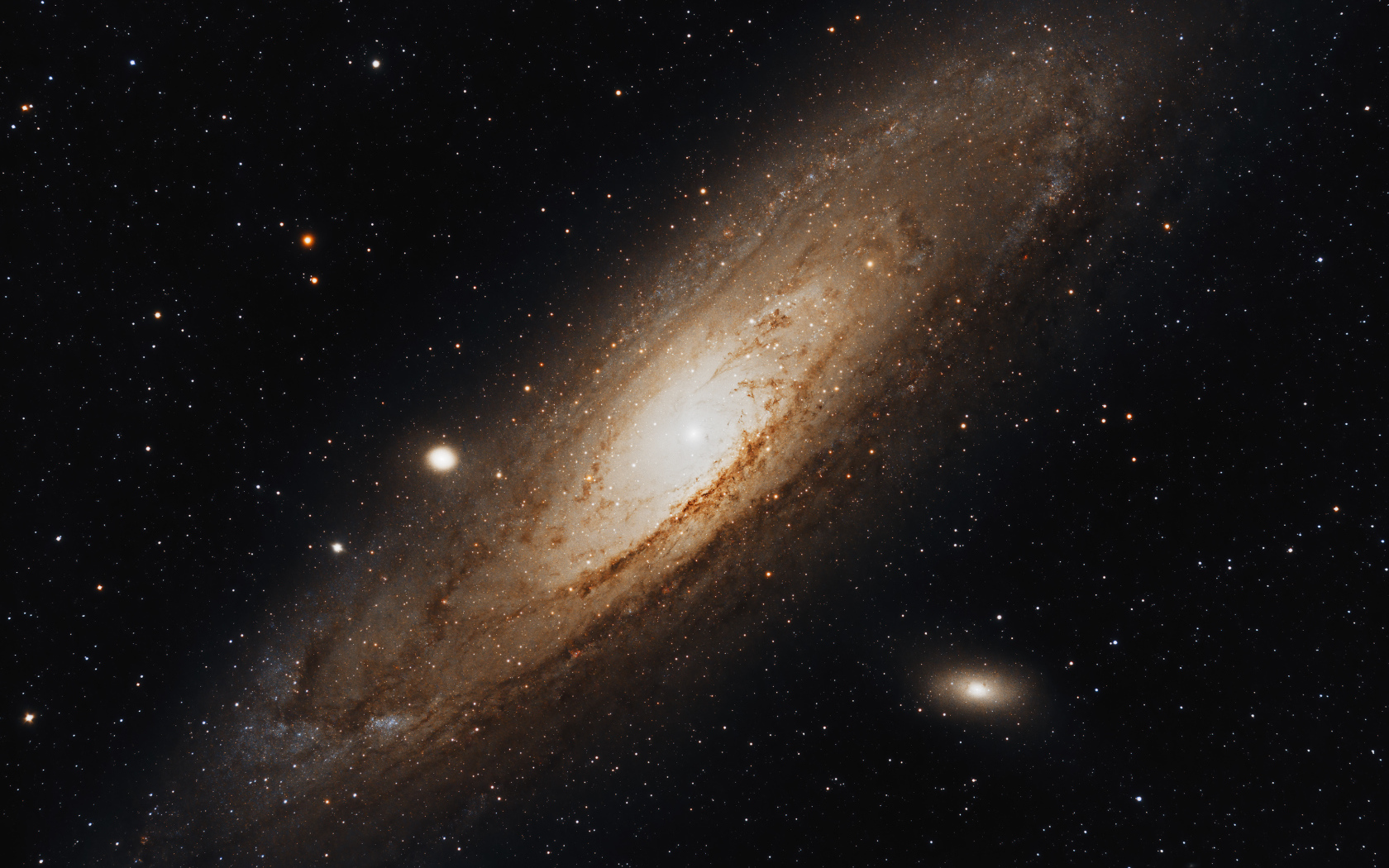 Туманность Андромеды в космосе