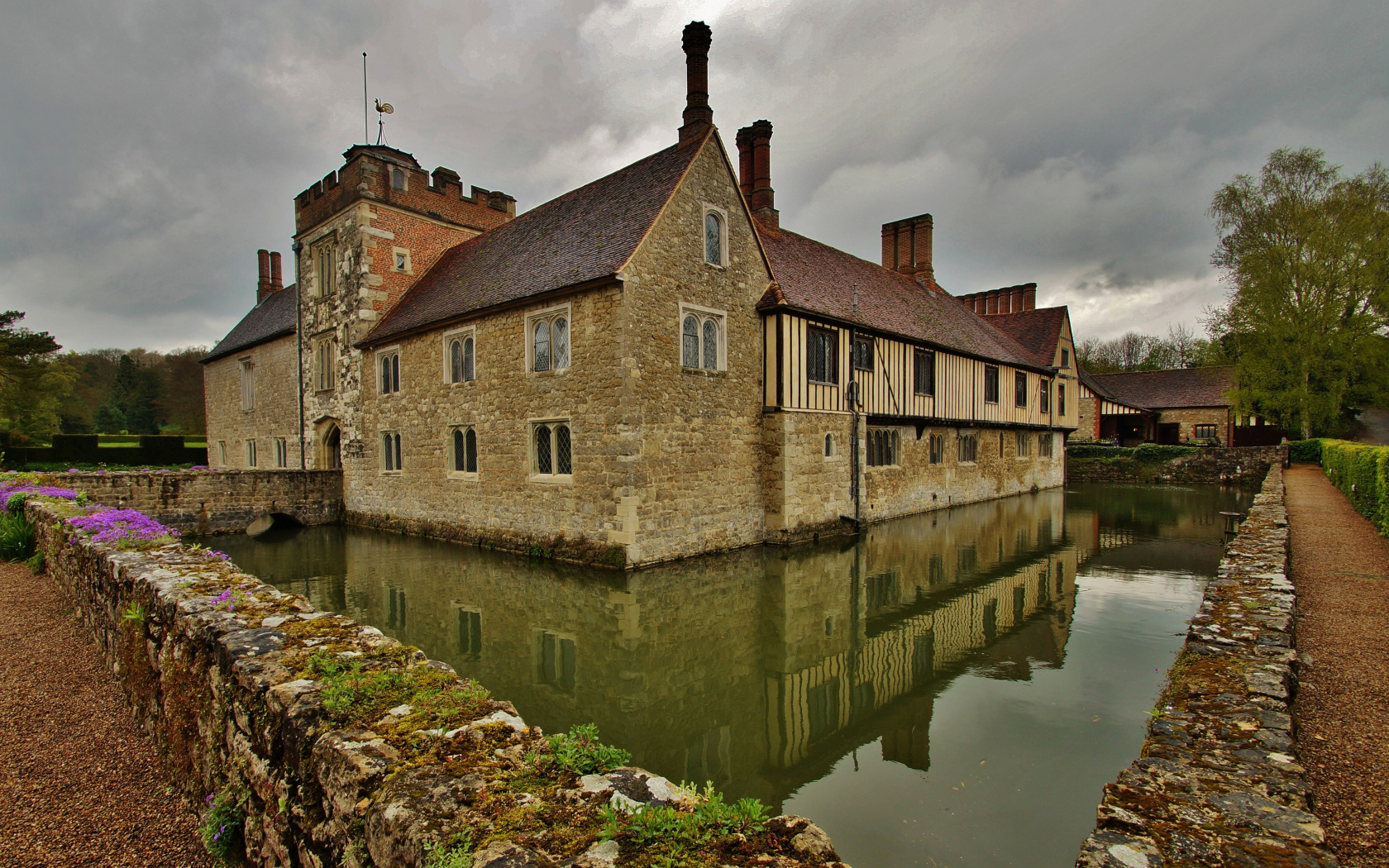 Тюдоровское поместье Ightham Mote в Кенте, Англия
