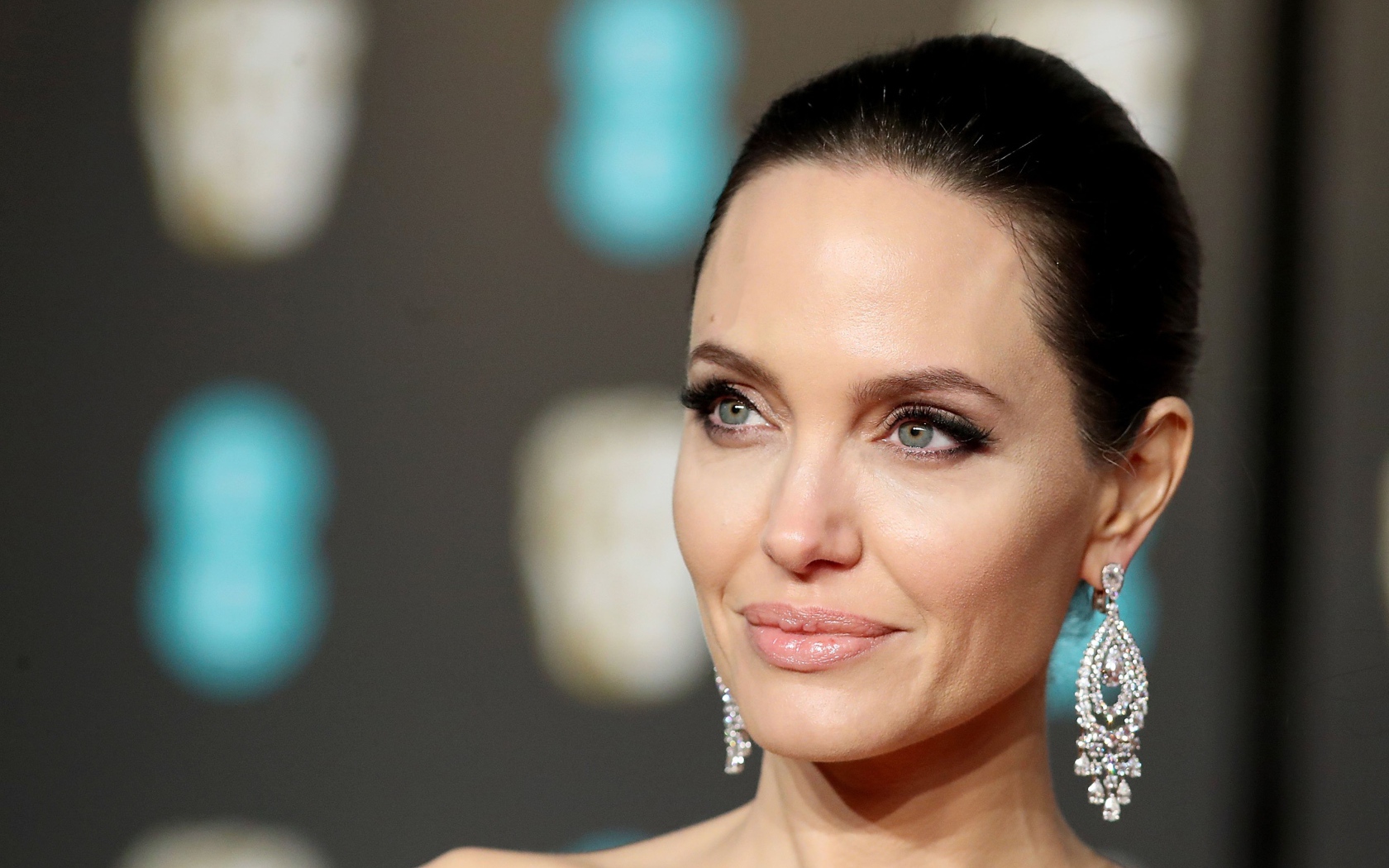 Beautiful earrings in the ears of actress Angelina Jolie
