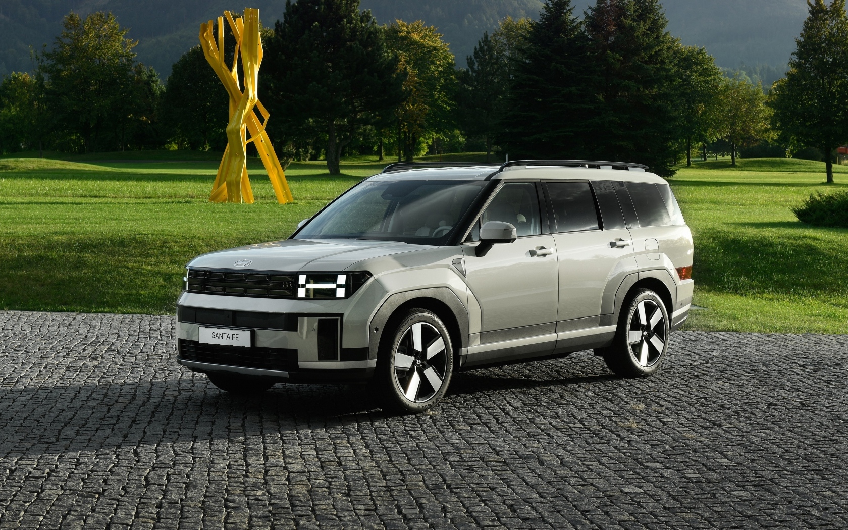 Автомобиль Hyundai Santa Fe Plug-In Hybrid