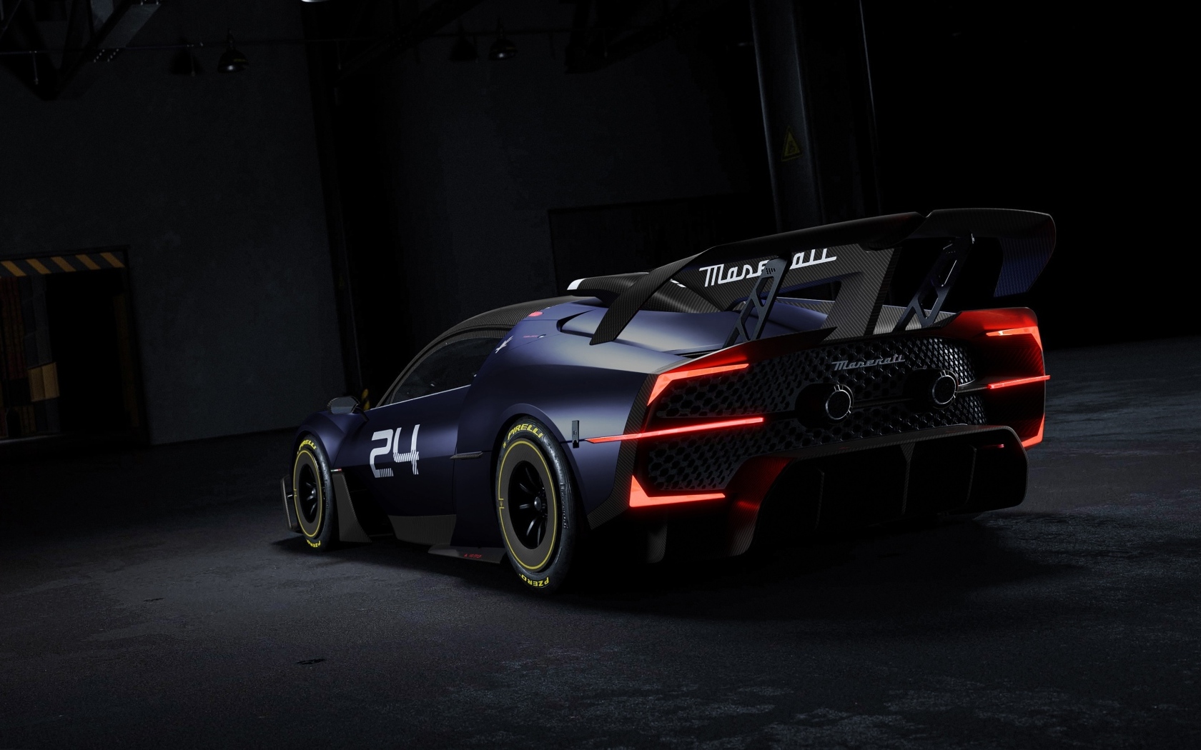 Вид сзади на автомобиль Maserati MCXtrema 2024 года