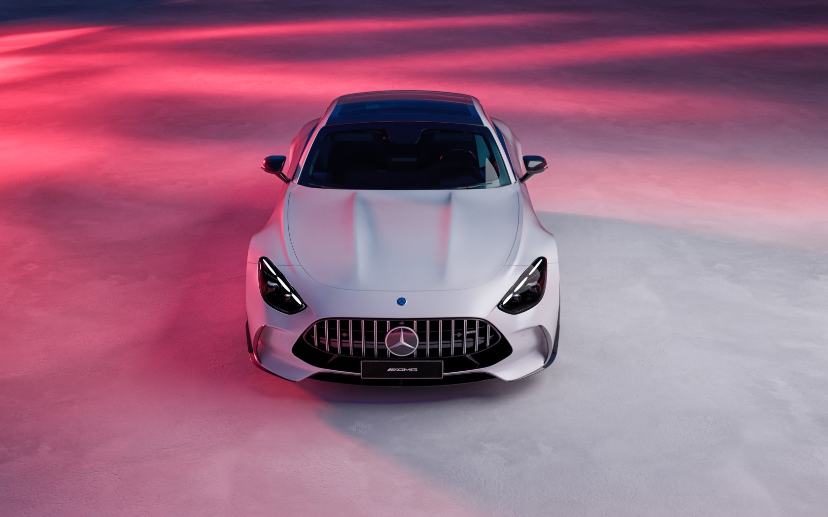 Серебристый автомобиль Mercedes AMG GT 2024 года вид сверху