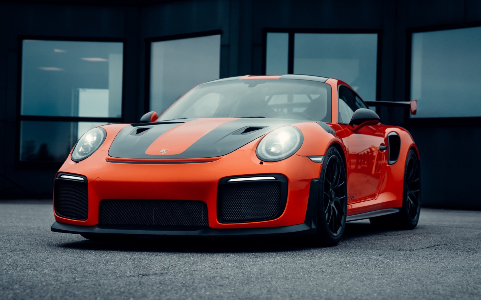 Автомобиль Porsche 911 GT2 RS