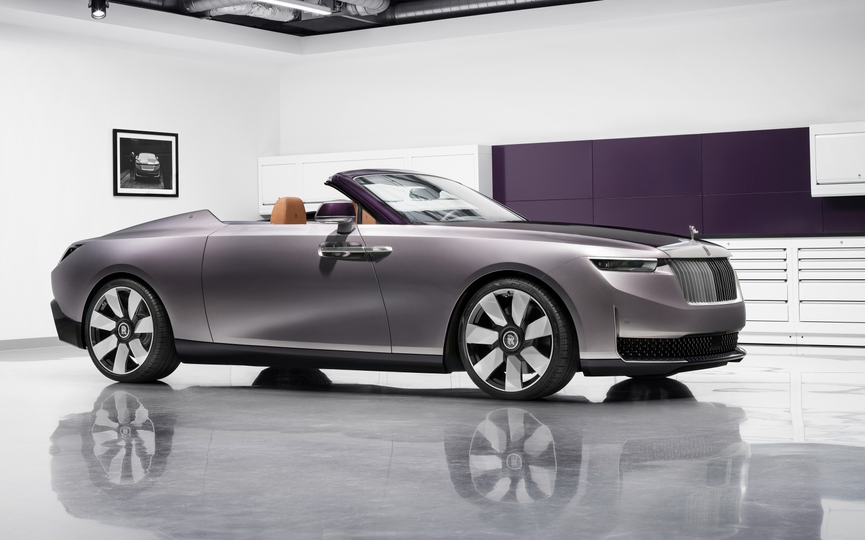 Автомобиль кабриолет Rolls-Royce Amethyst Droptail