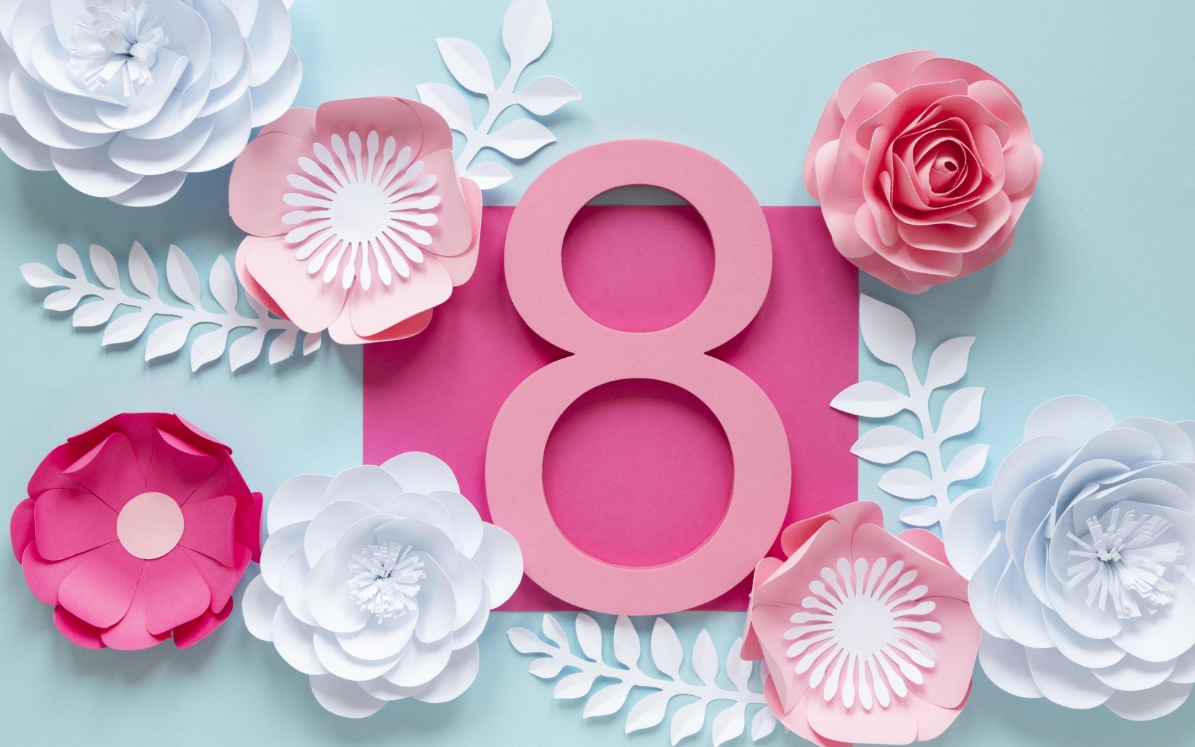 Бумажные цветы на открытке на 8 марта