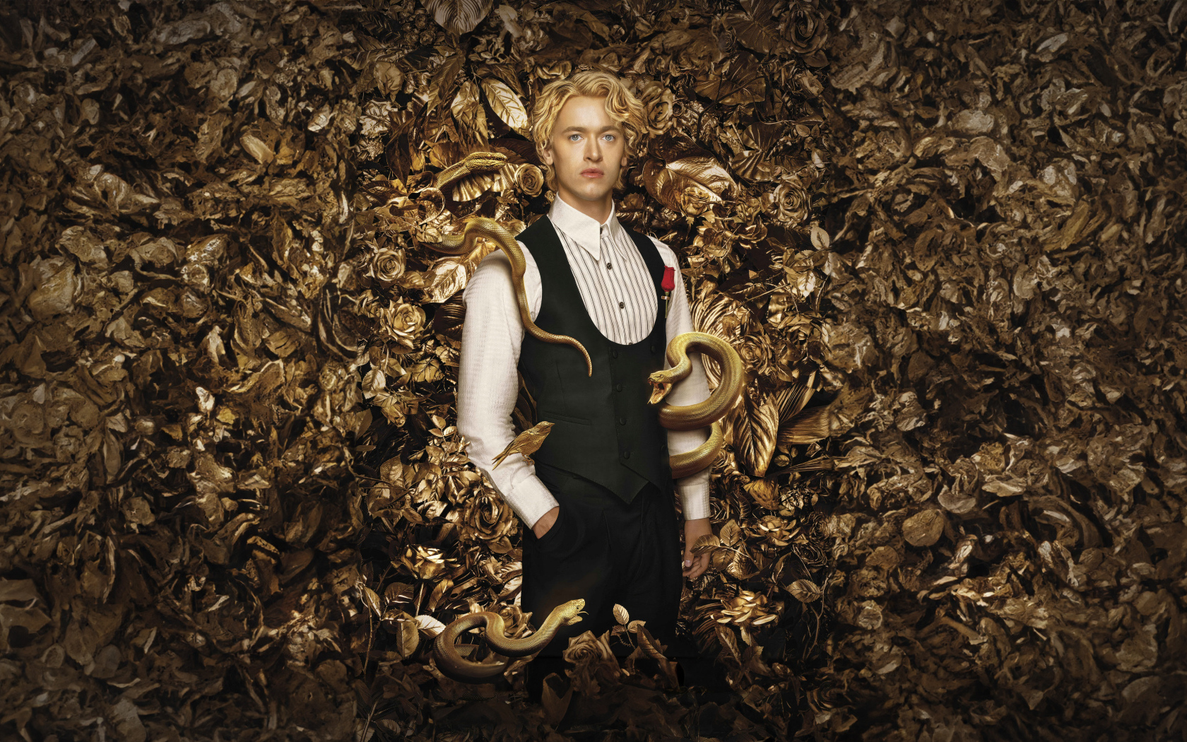 Актер Том Блит в фильме Голодные игры: Баллада о змеях и певчих птицах, 2023