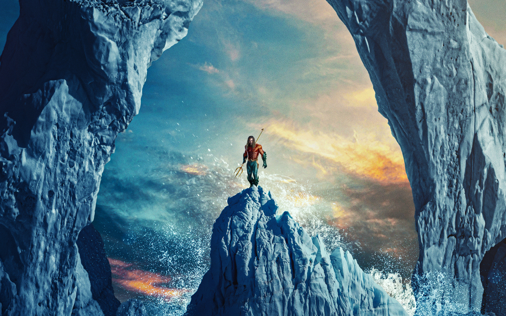 Супергерой Аквамен стоит на айсберге