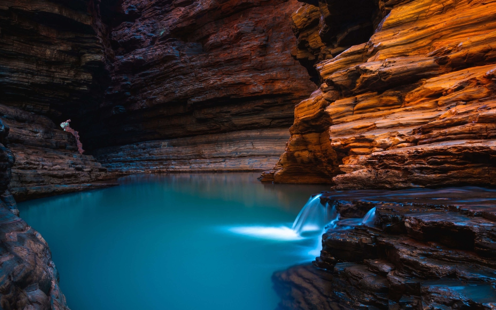 Водная пещера Kermits pool, Австралия