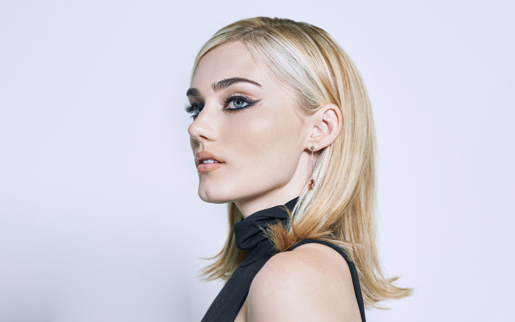 Красивые глаза у актрисы Мэг Доннелли