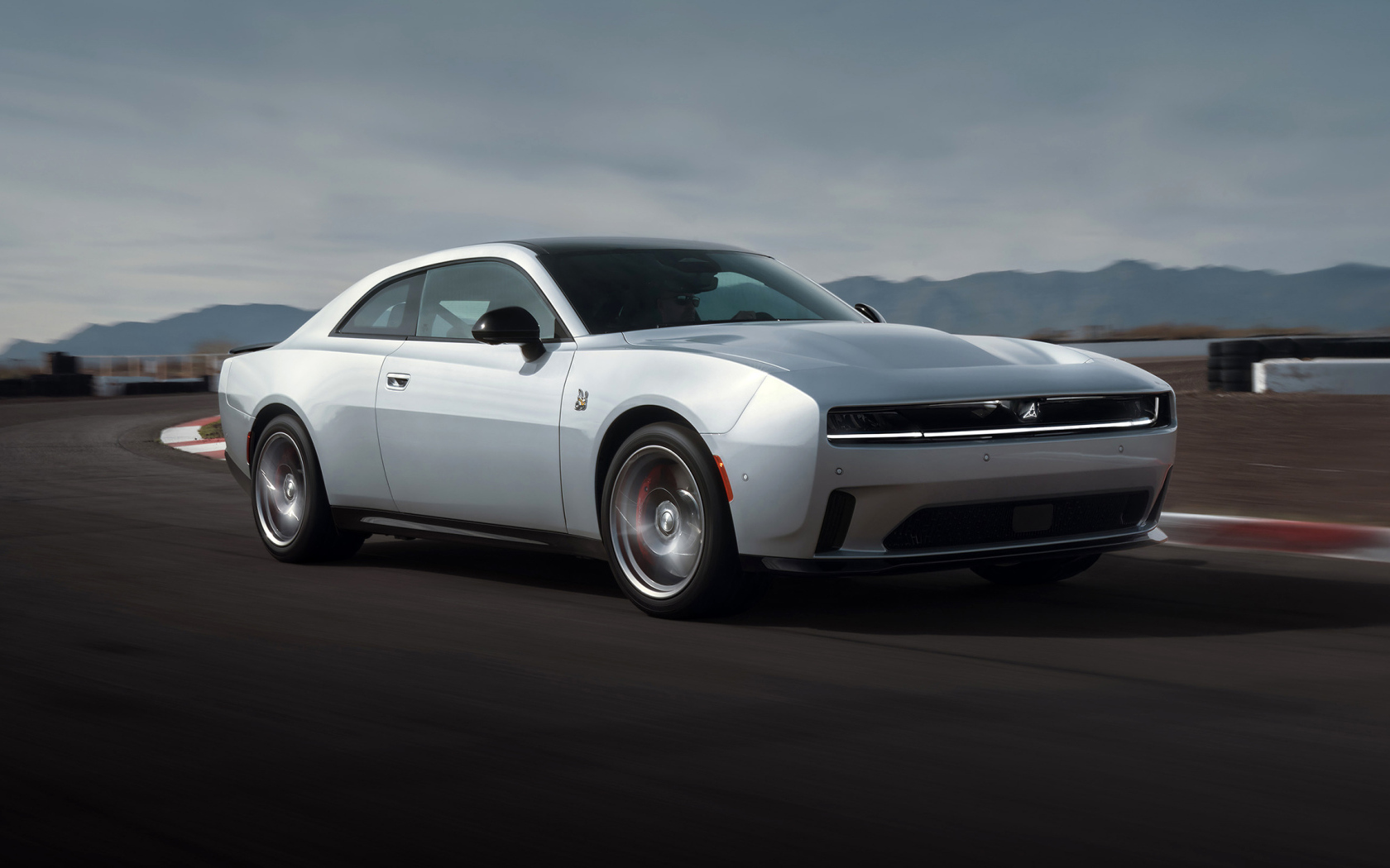 Автомобиль Dodge Charger Daytona Scat Pack 2024 года