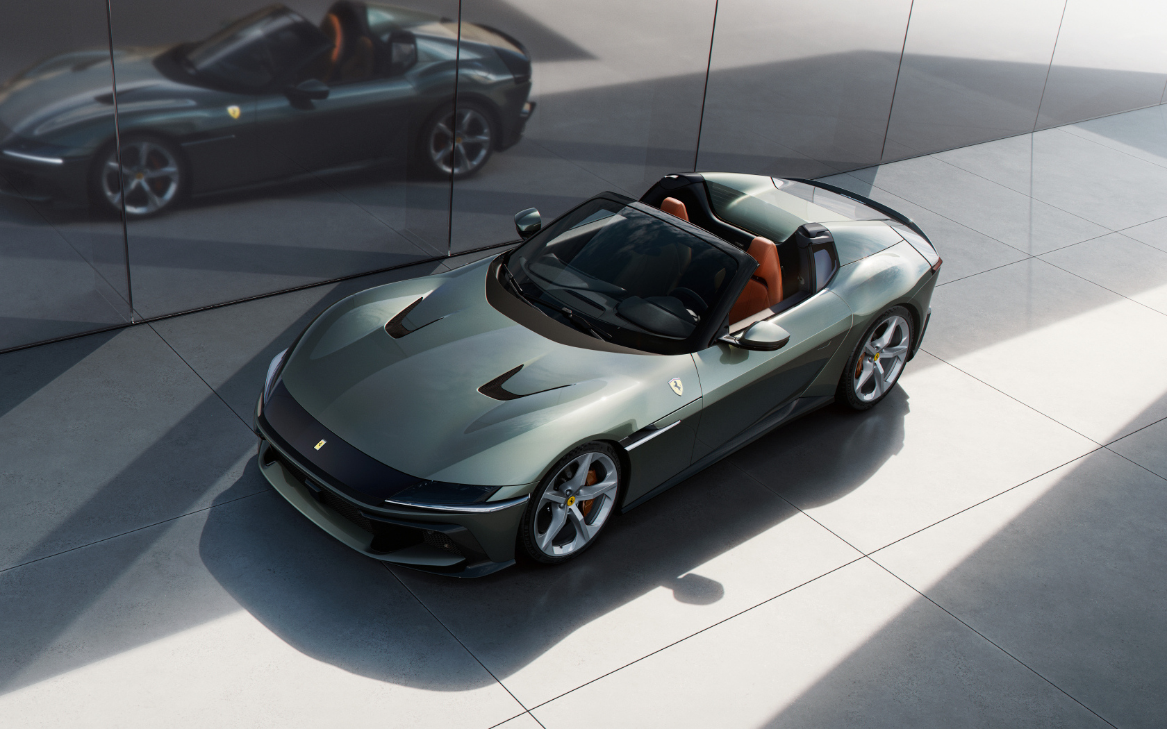 Быстрый автомобиль Ferrari 12Cilindri Spider 2024 года