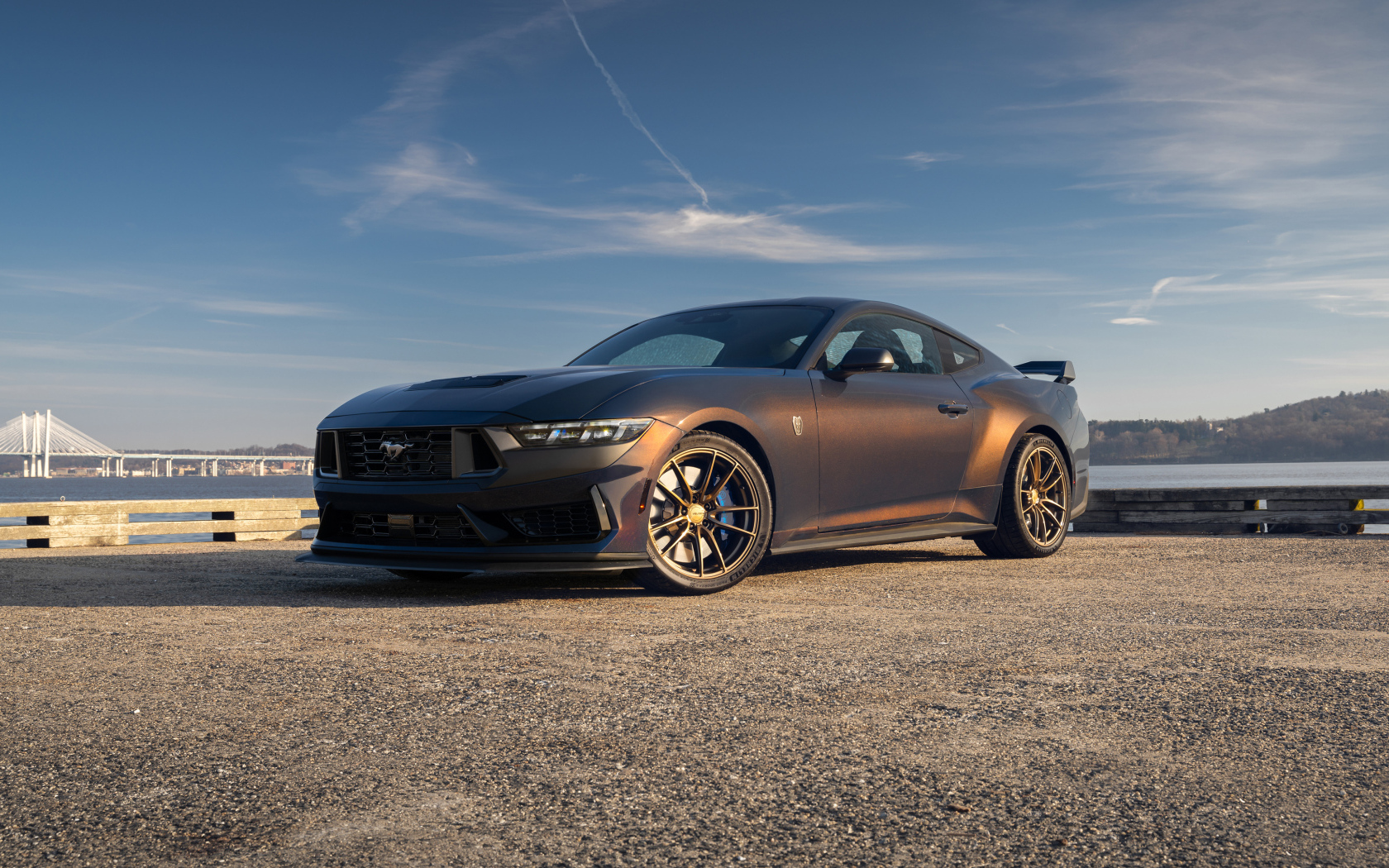 Автомобиль Ford Mustang Dark Horse