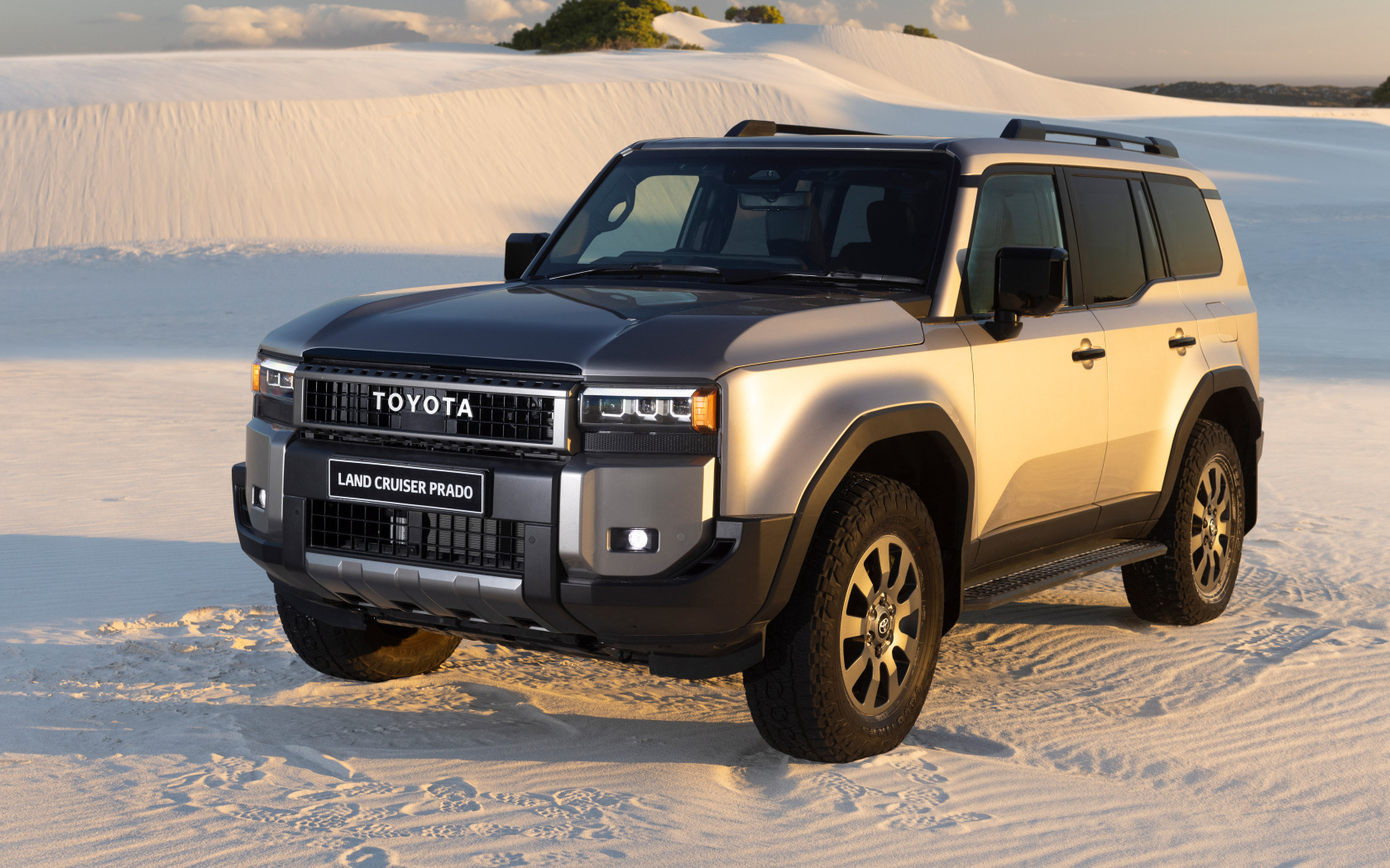 Внедорожник Toyota Land Cruiser Prado VX-R 2024 года