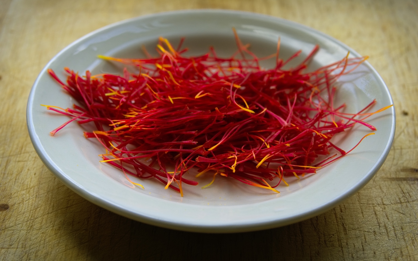 Пряная дорогая специя шафран