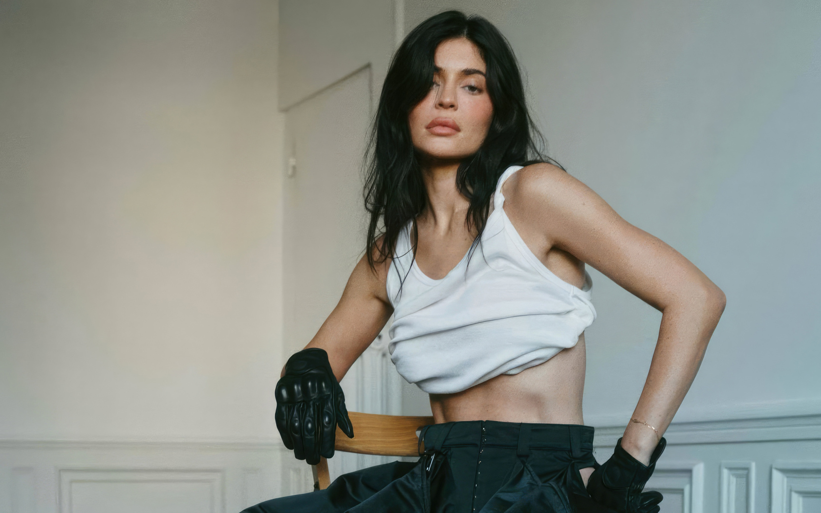 Спортивная девушка модель Кайли Дженнер