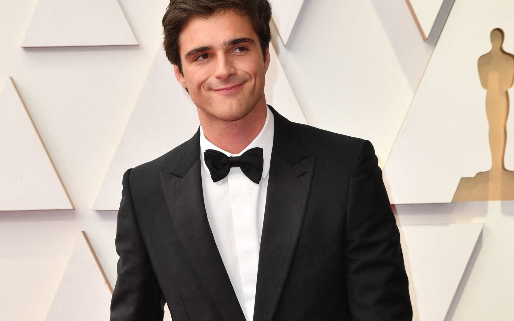 Актер Джейкоб Элорди в костюме