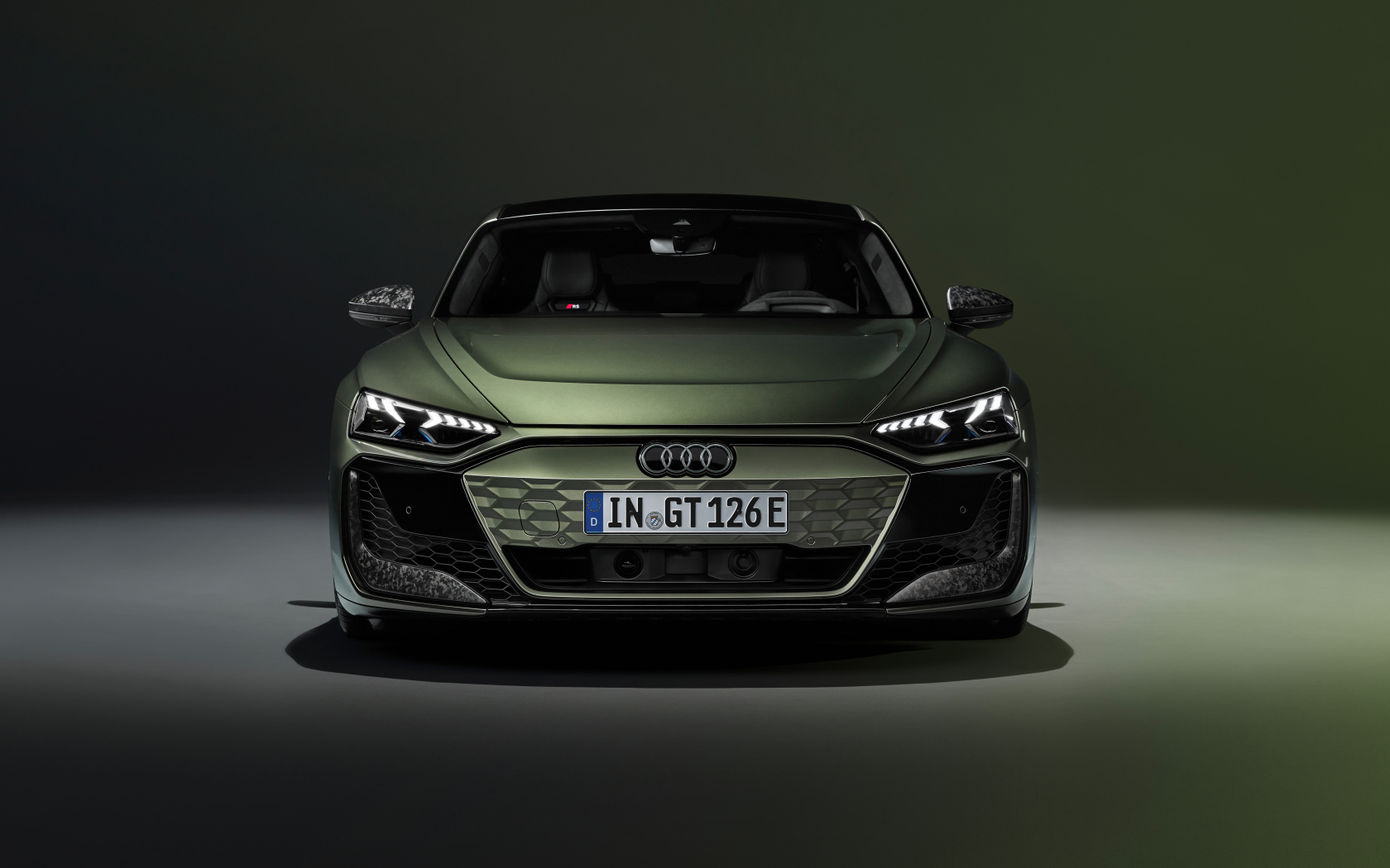 Автомобиль Audi RS e-tron GT performance 2024  года