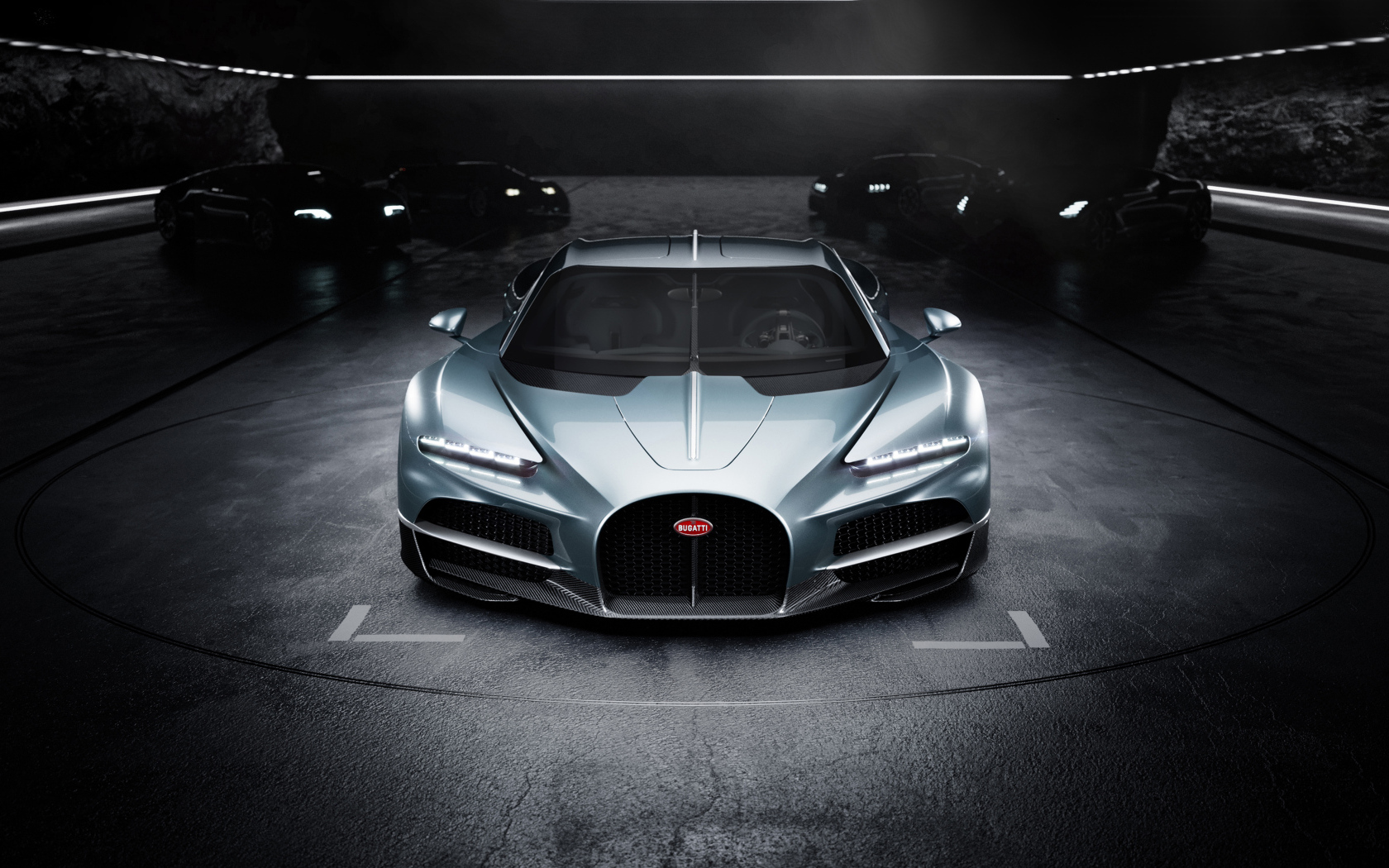 Вид спереди на автомобиль Bugatti Tourbillon 2024 года