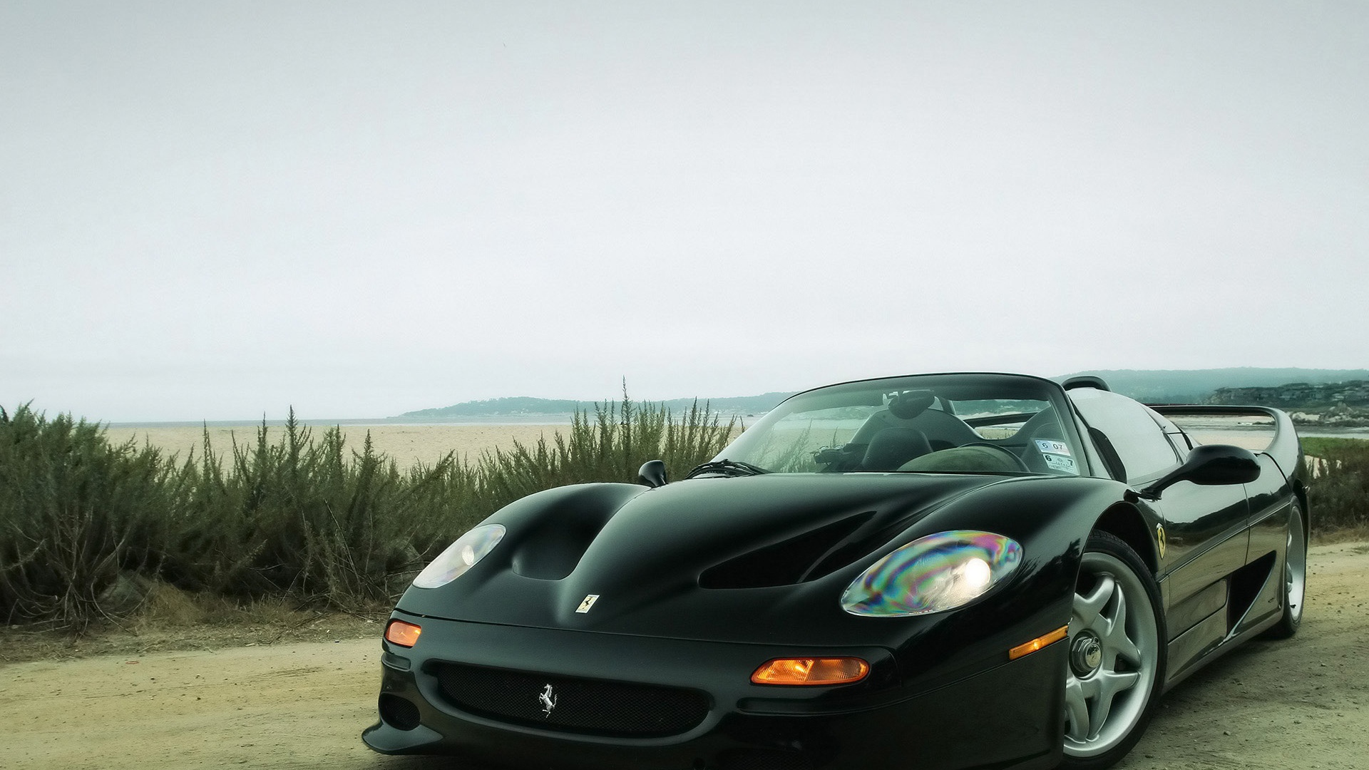 Черный Феррари