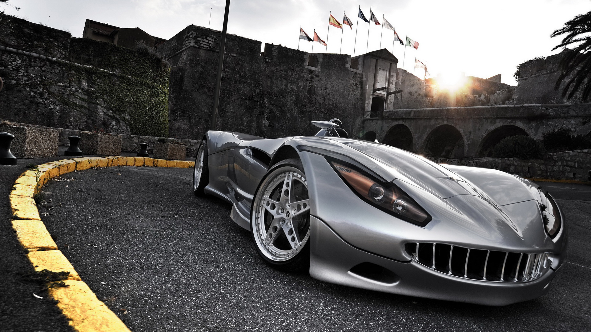 Современный супер автомобиль