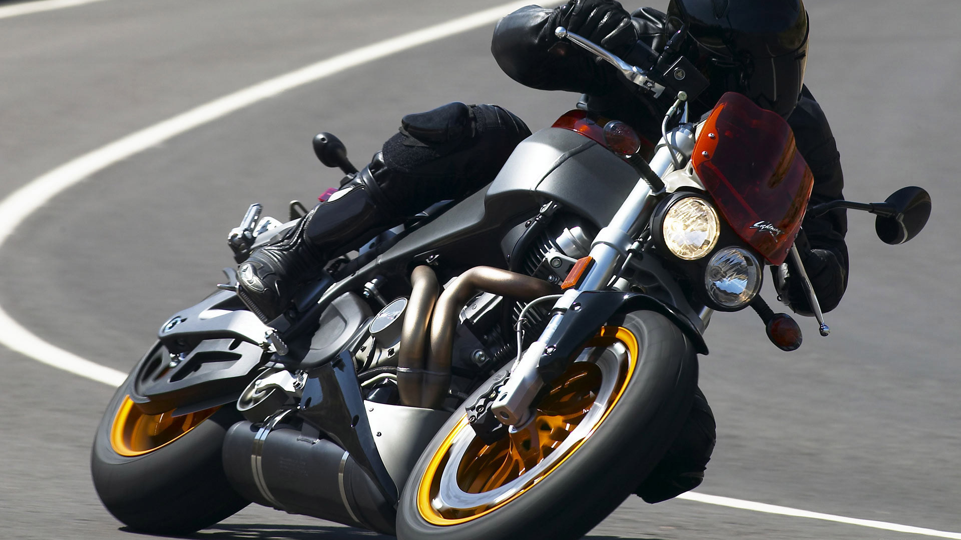 Крутой вираж