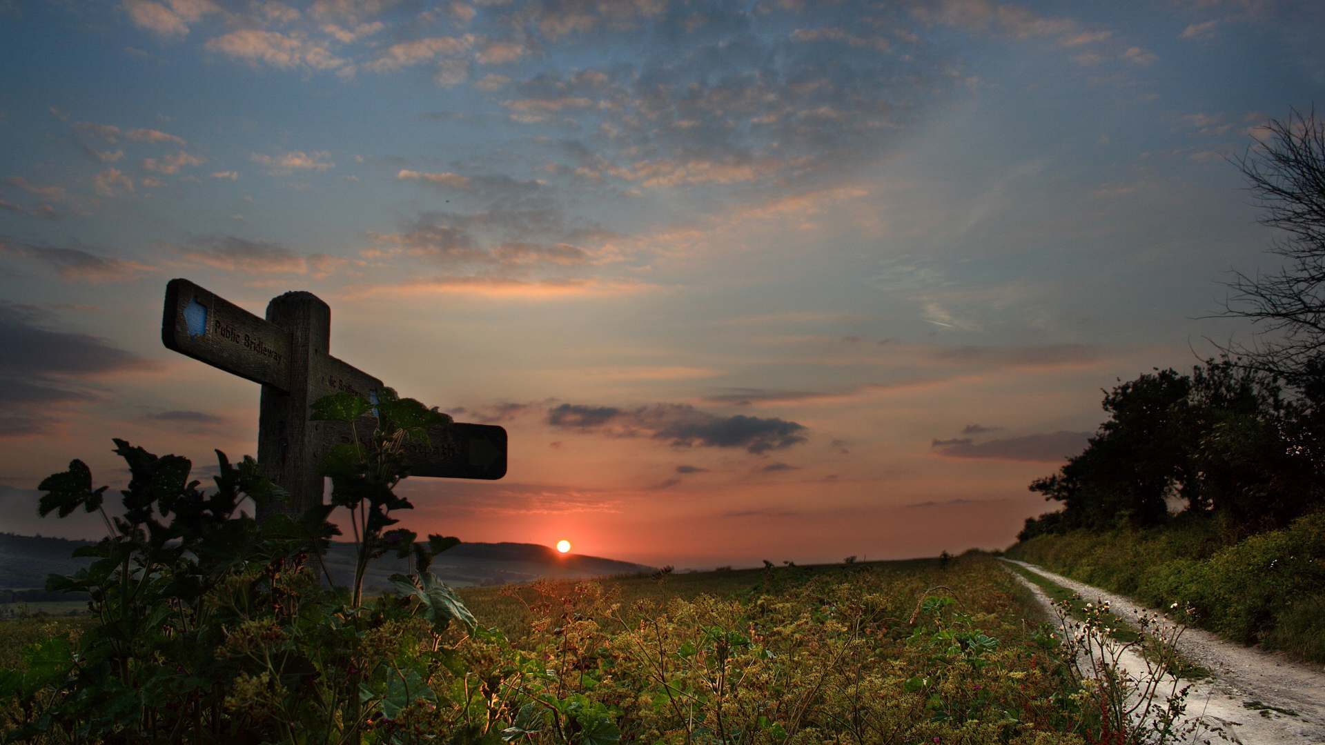 Закат на горизонте