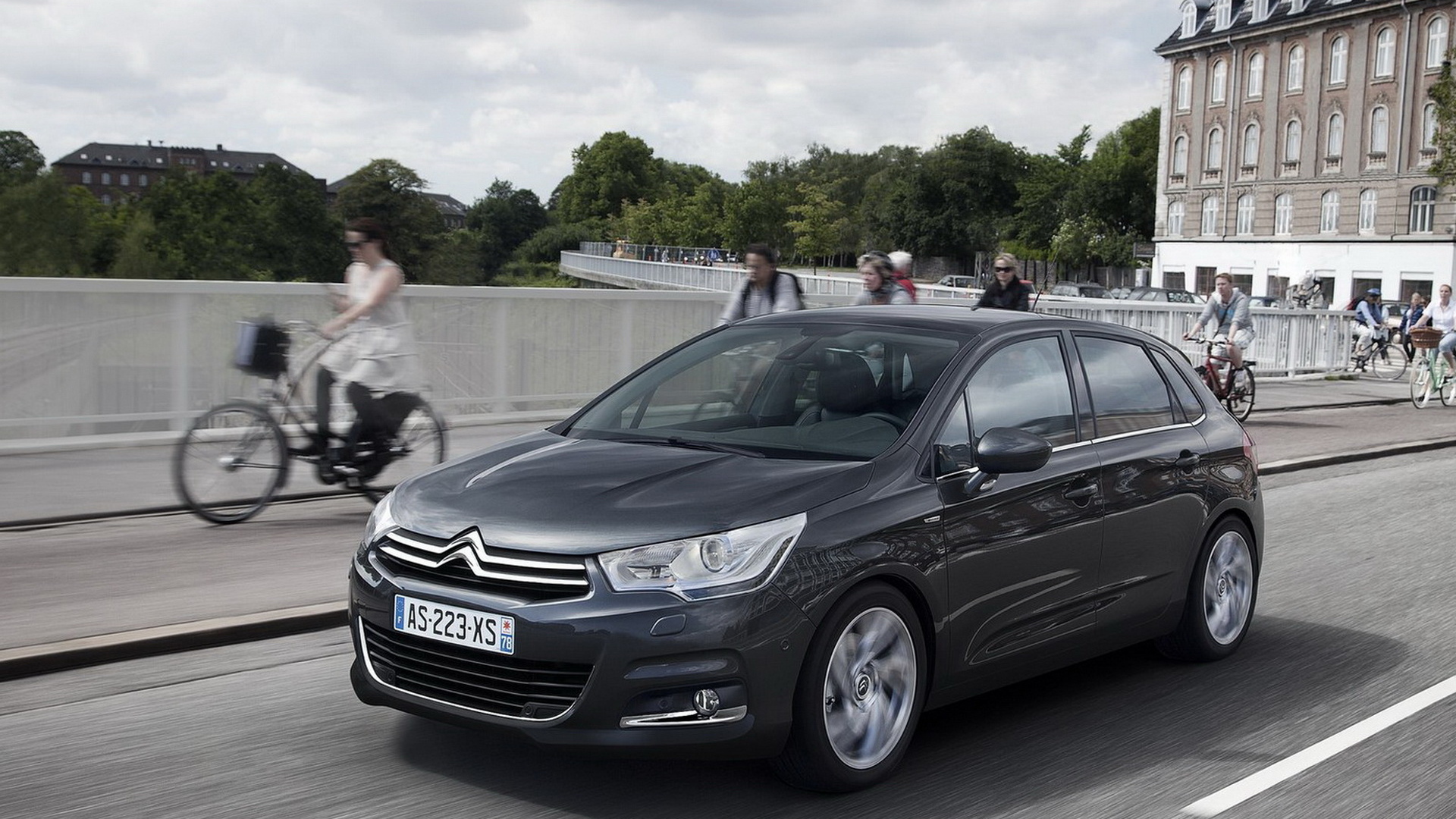 Ситроен С4 хэтчбек