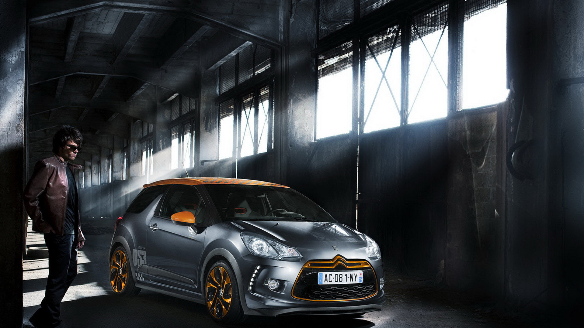 Citroen DS3 Racing в ангаре
