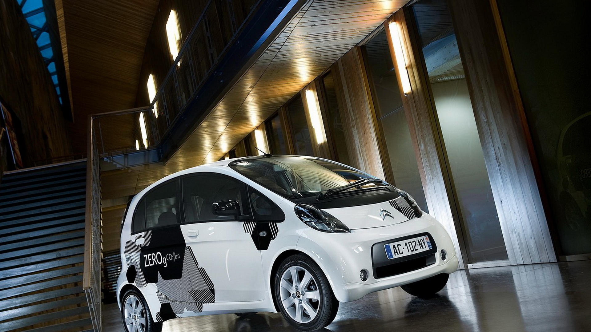 Ситроен C-Zero 2011