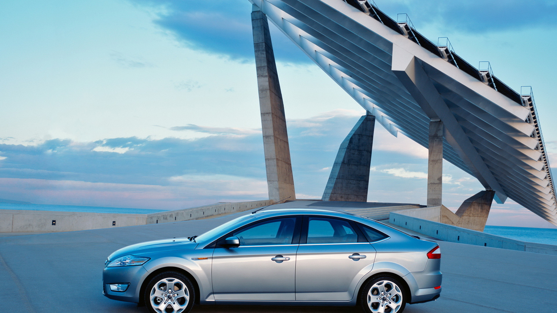 Ford Mondeo Hatchback