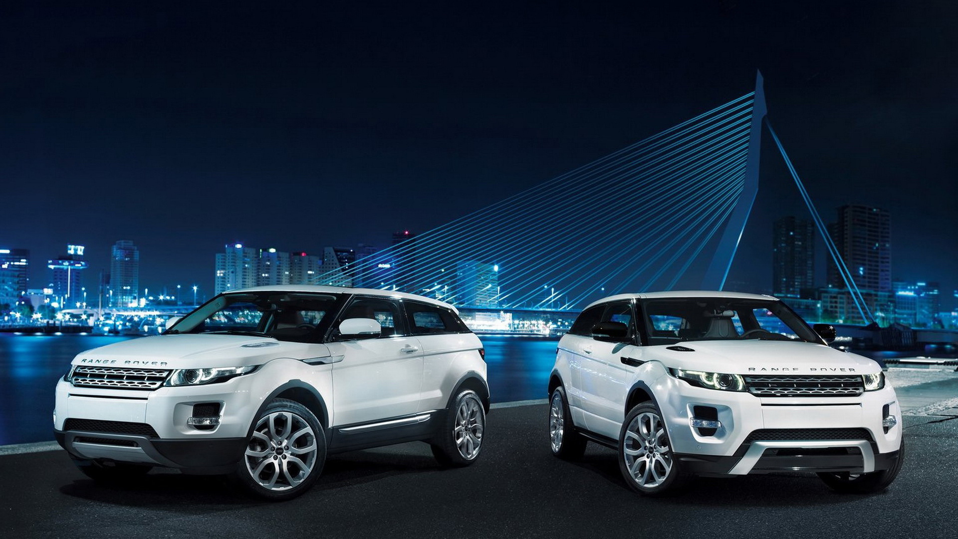 Land Rover-Range Rover Evoque