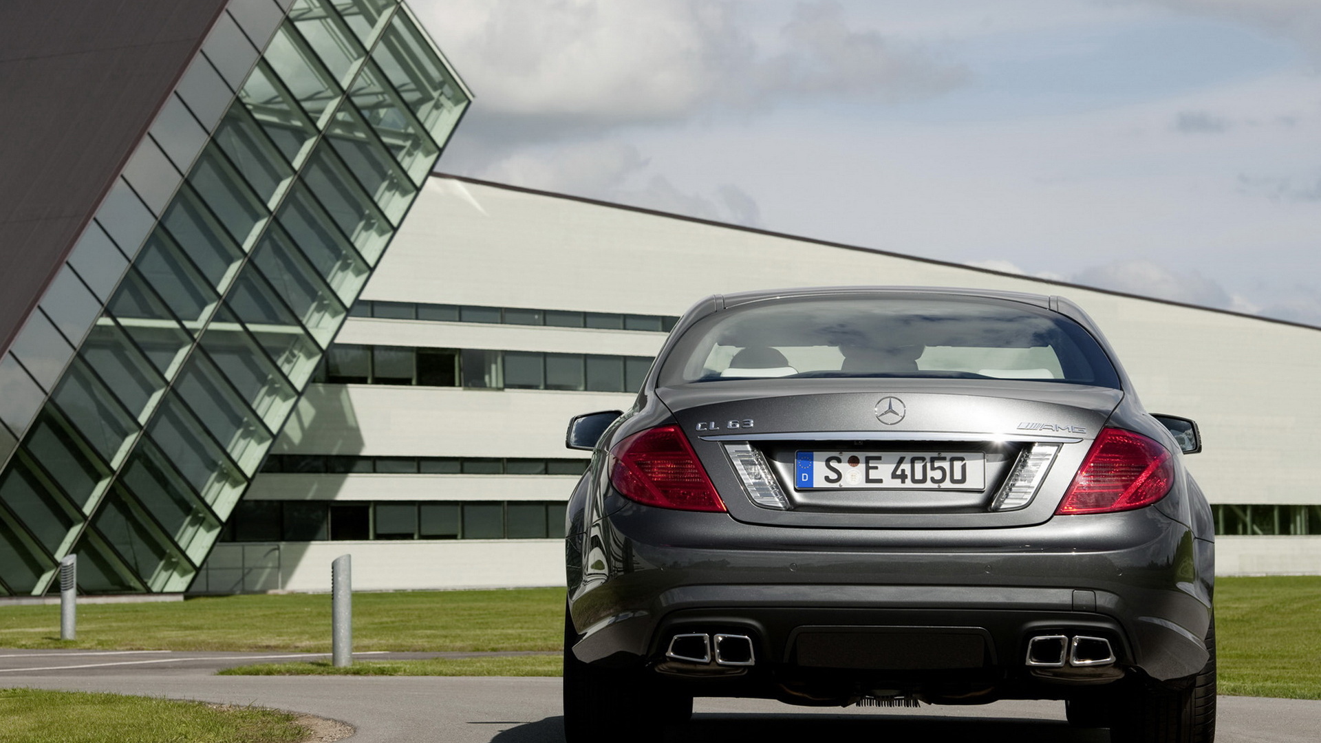 Мерседес Бенц CLS63 AMG