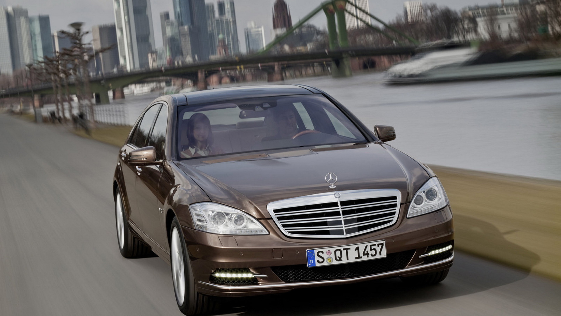 Новый Мерседес Бенц S класса