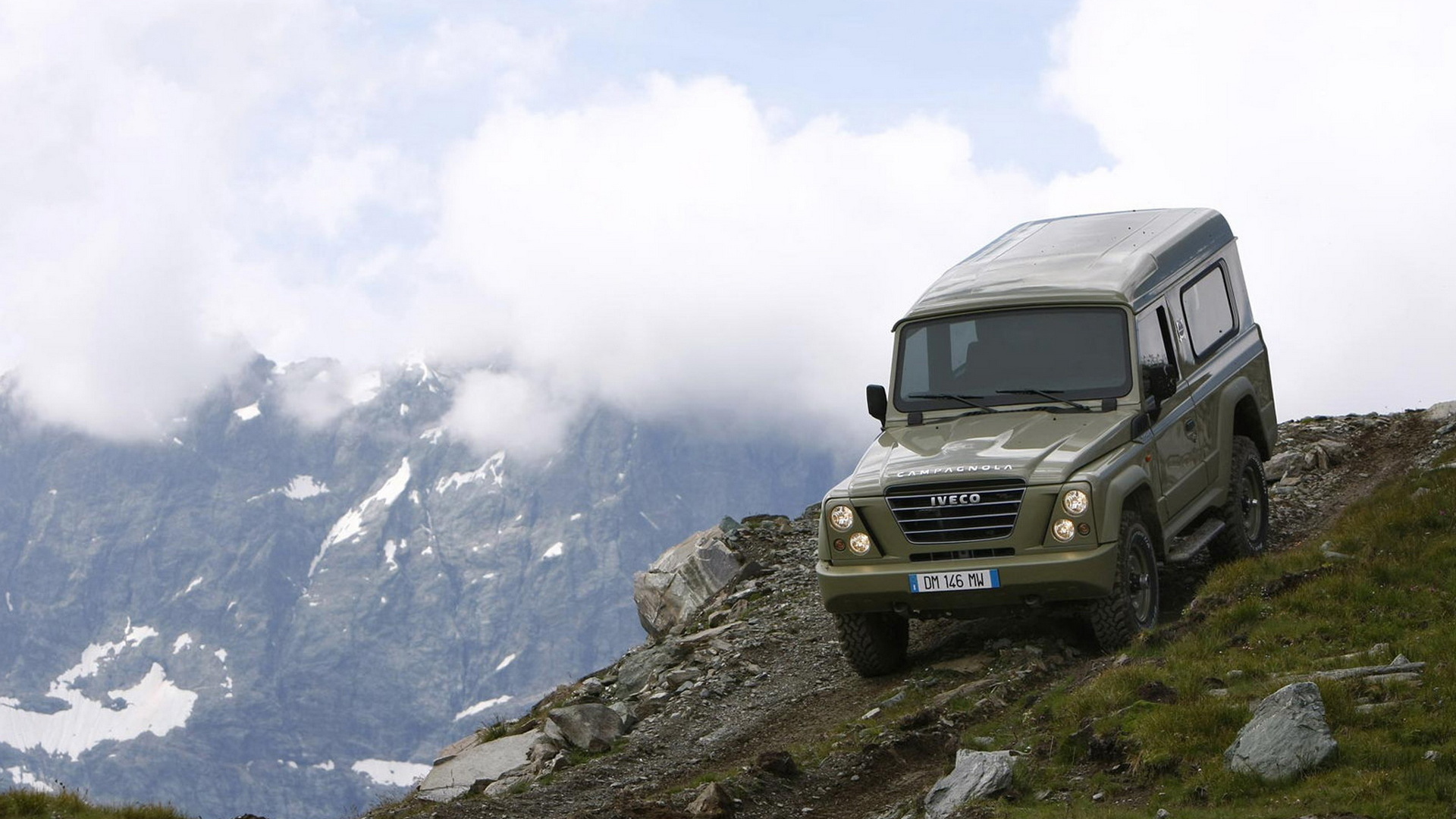 Ивеко Кампагнола спускаясь со склона