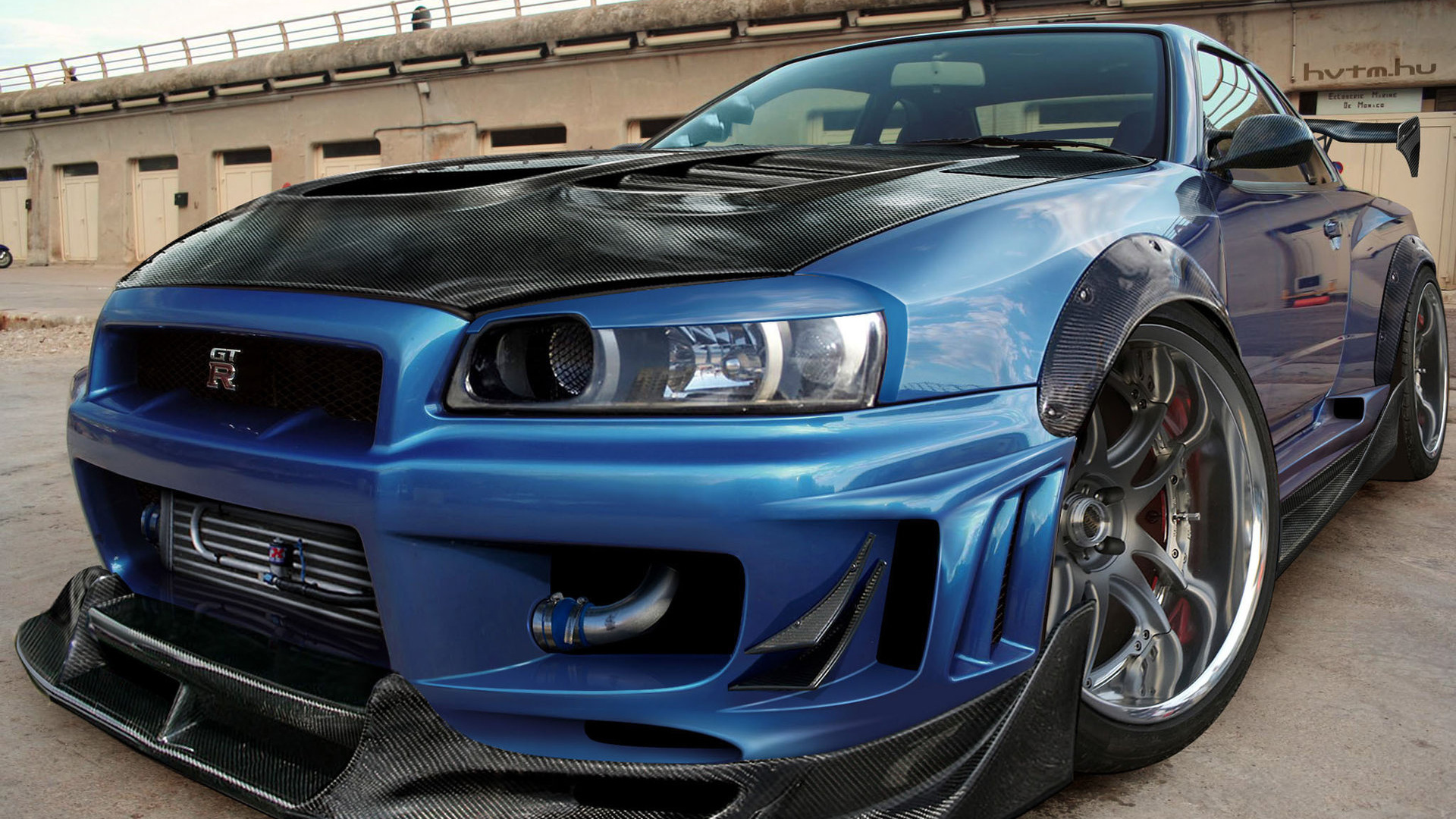 Спортивная машина